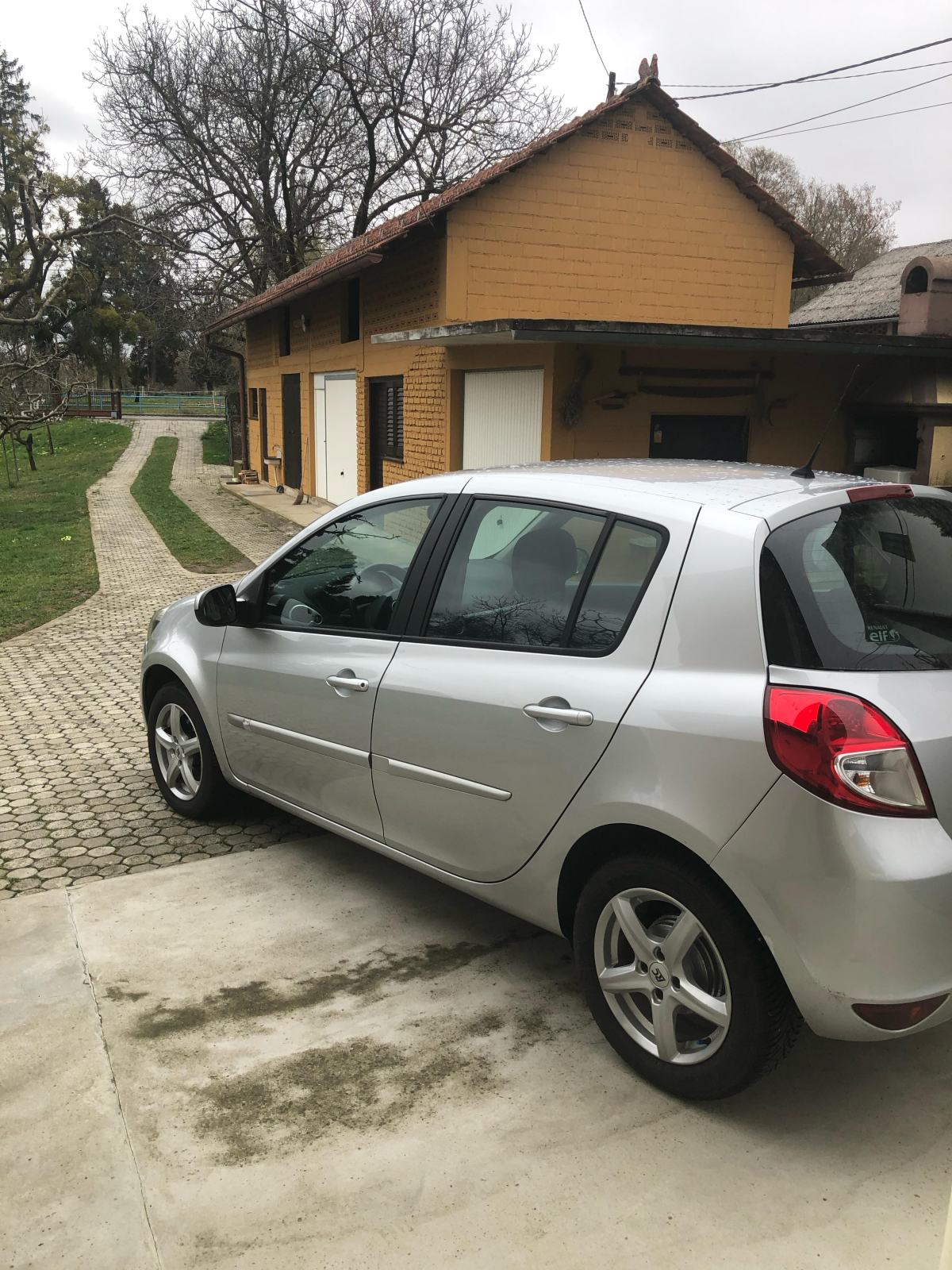 Renault Clio dCi 75, fotografija 19