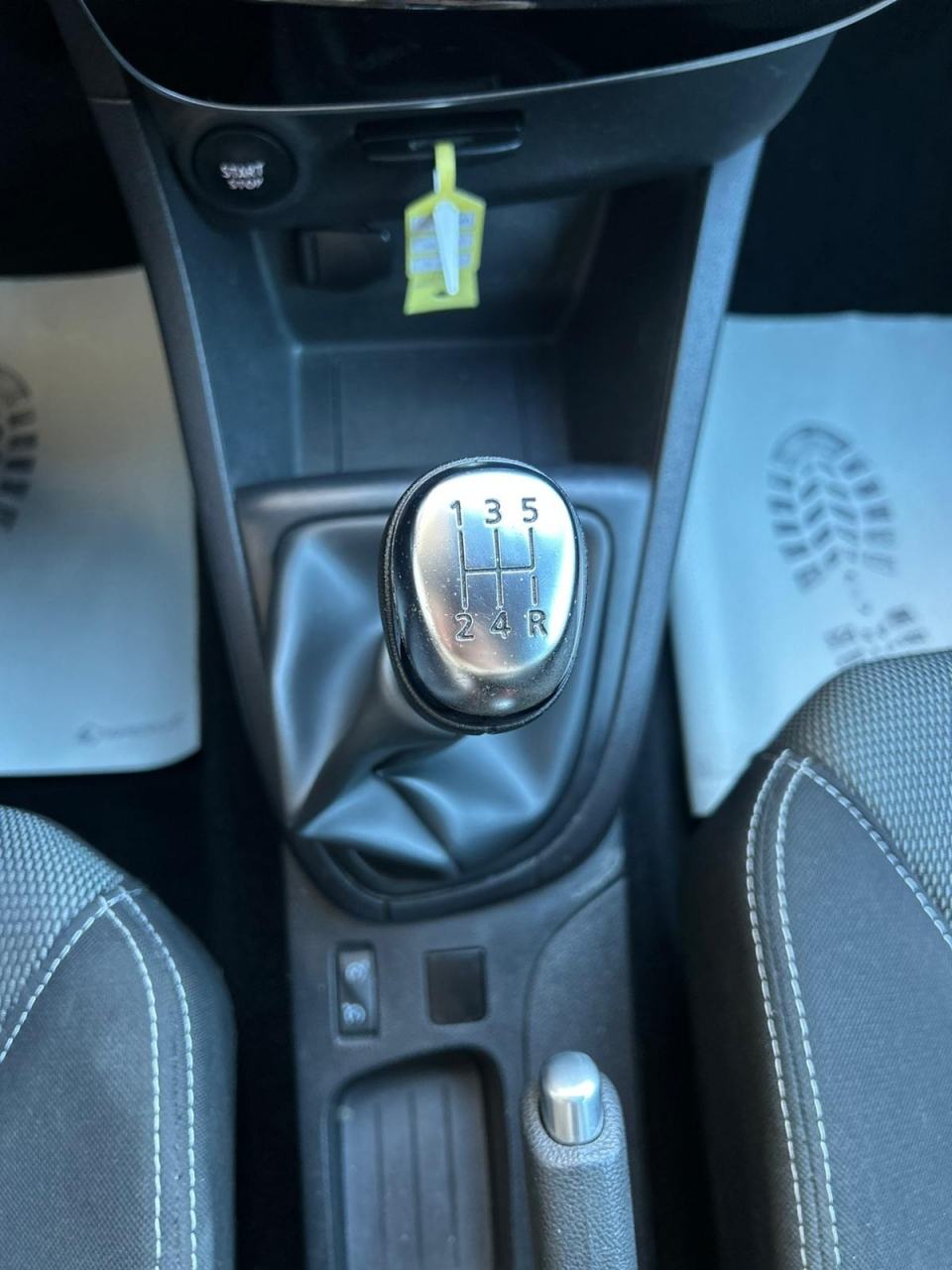 Renault Clio dCi 75 Zen NAPRAVLJEN VELIKI SERVIS!!!, fotografija 11