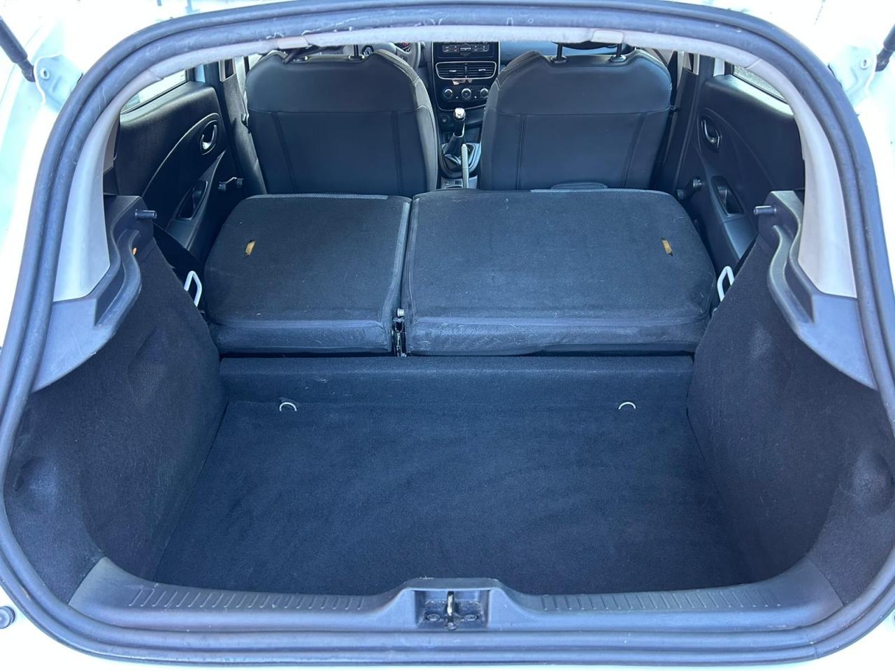Renault Clio dCi 75 Zen NAPRAVLJEN VELIKI SERVIS!!!, fotografija 20