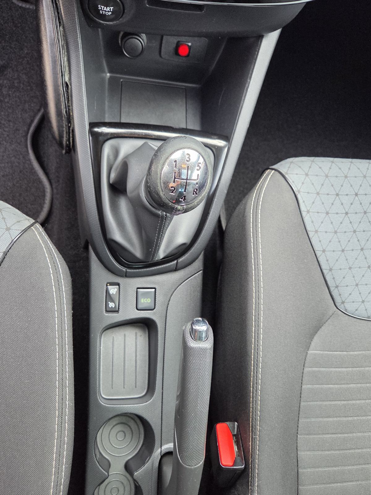 Renault Clio dCi 90 2013g.-Reg.6/27-NAVI-PANORAMA-AUT.KLIMA-ODLIČAN, fotografija 15