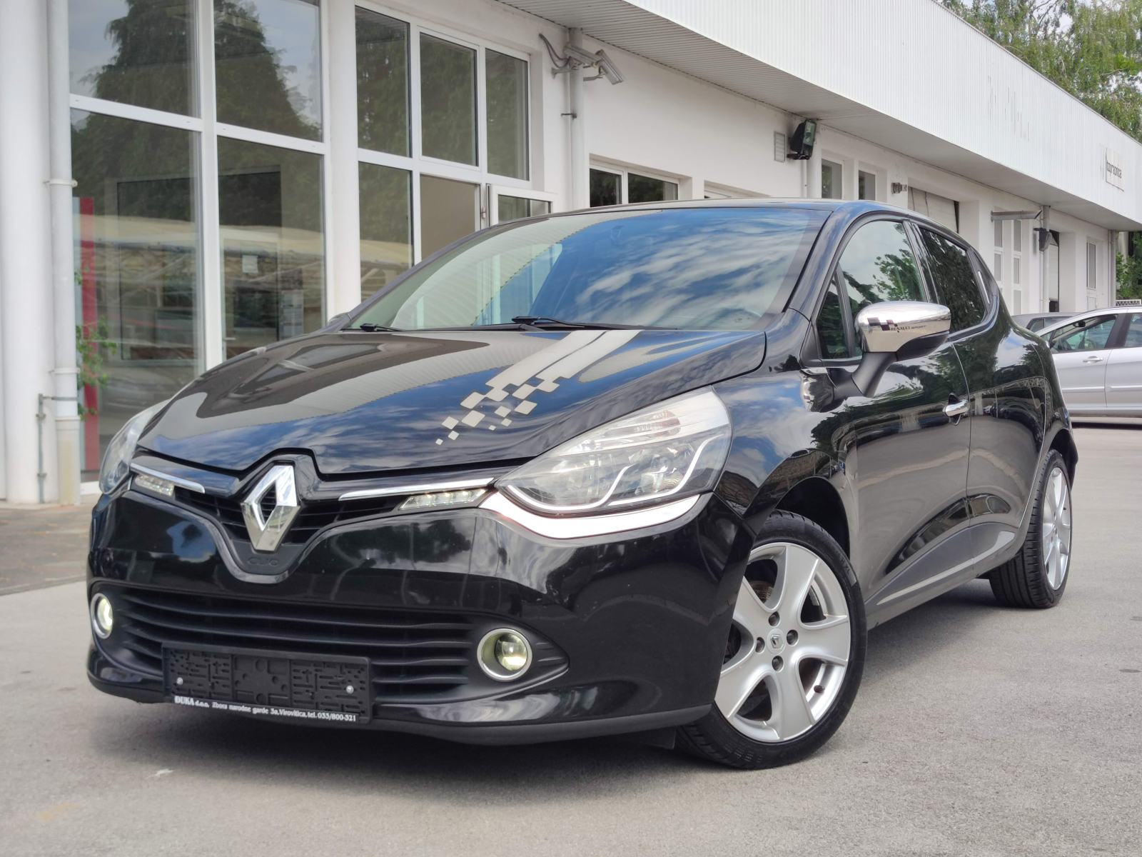 Renault Clio dCi 90 NAVI TEMPOMAT BLUETOOTH MEDIA EKRAN ECO LED KROM, fotografija 8