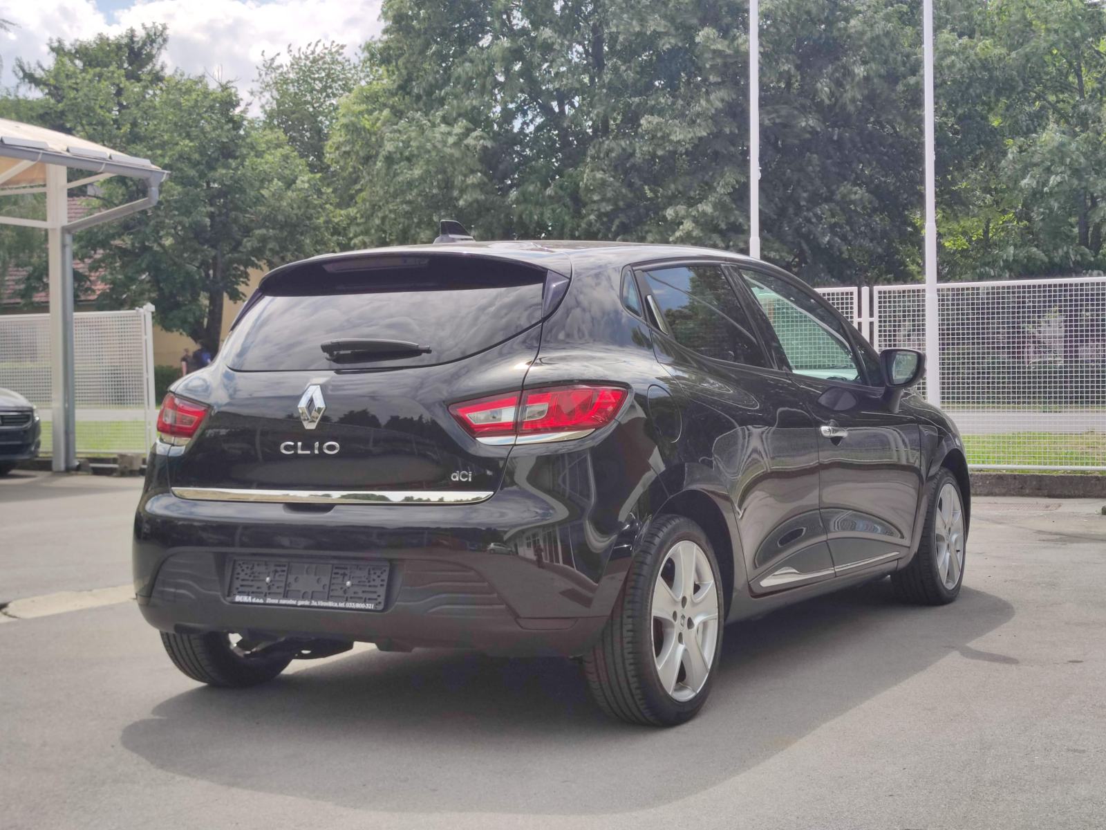 Renault Clio dCi 90 NAVI TEMPOMAT BLUETOOTH MEDIA EKRAN ECO LED KROM, fotografija 13