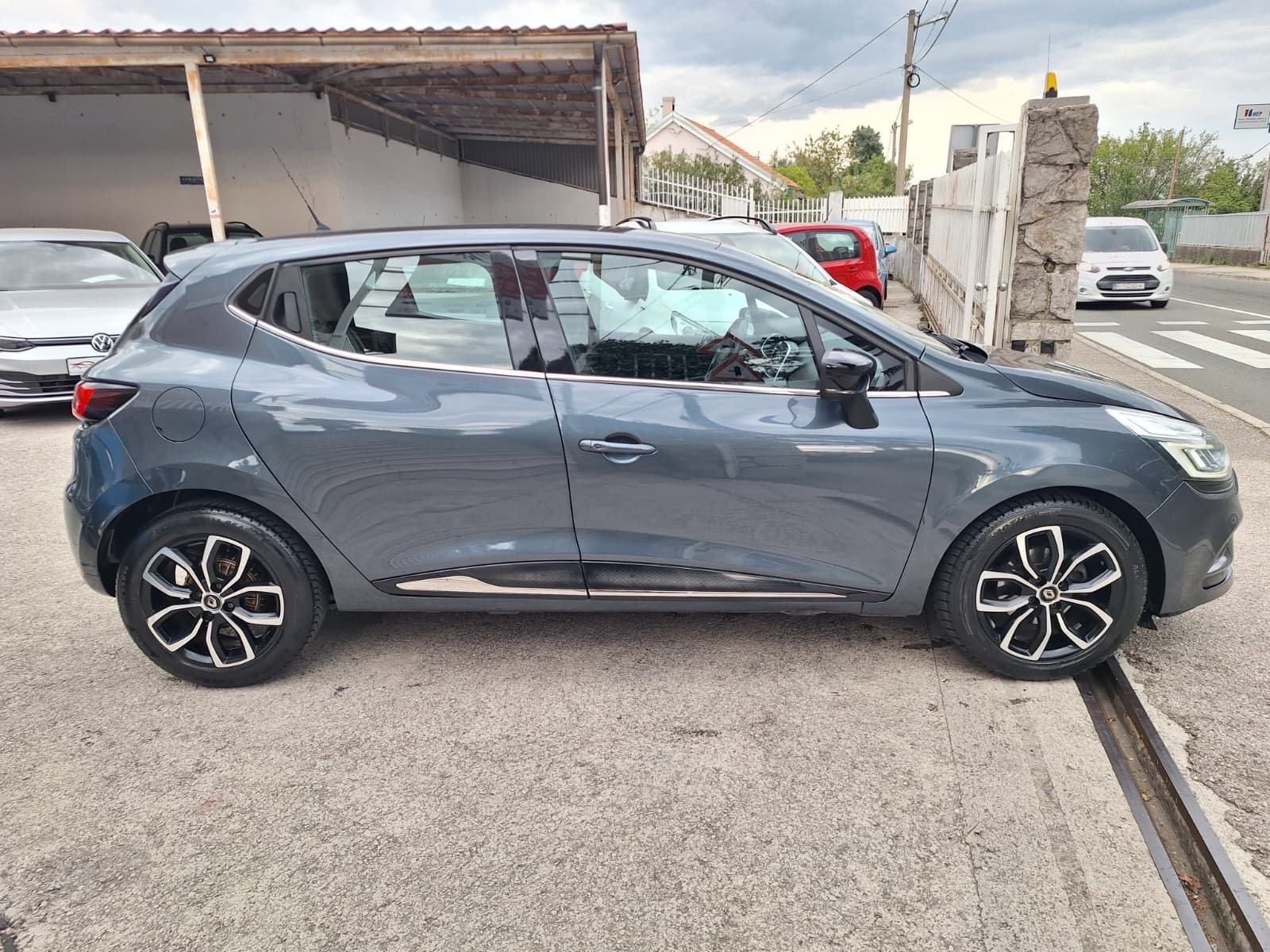 Renault Clio dCi 90KS automatik DUEL (P.KAMERA/NAVI.LED/KSENO/‼️AKCIJa, fotografija 6