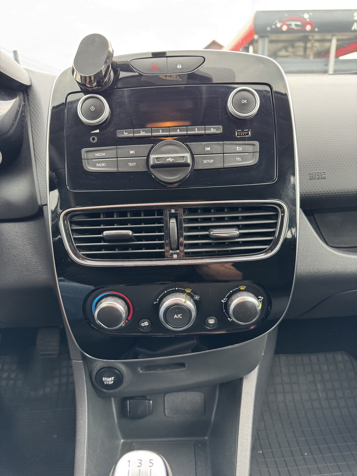 Renault Clio 75 TCE N1, fotografija 9
