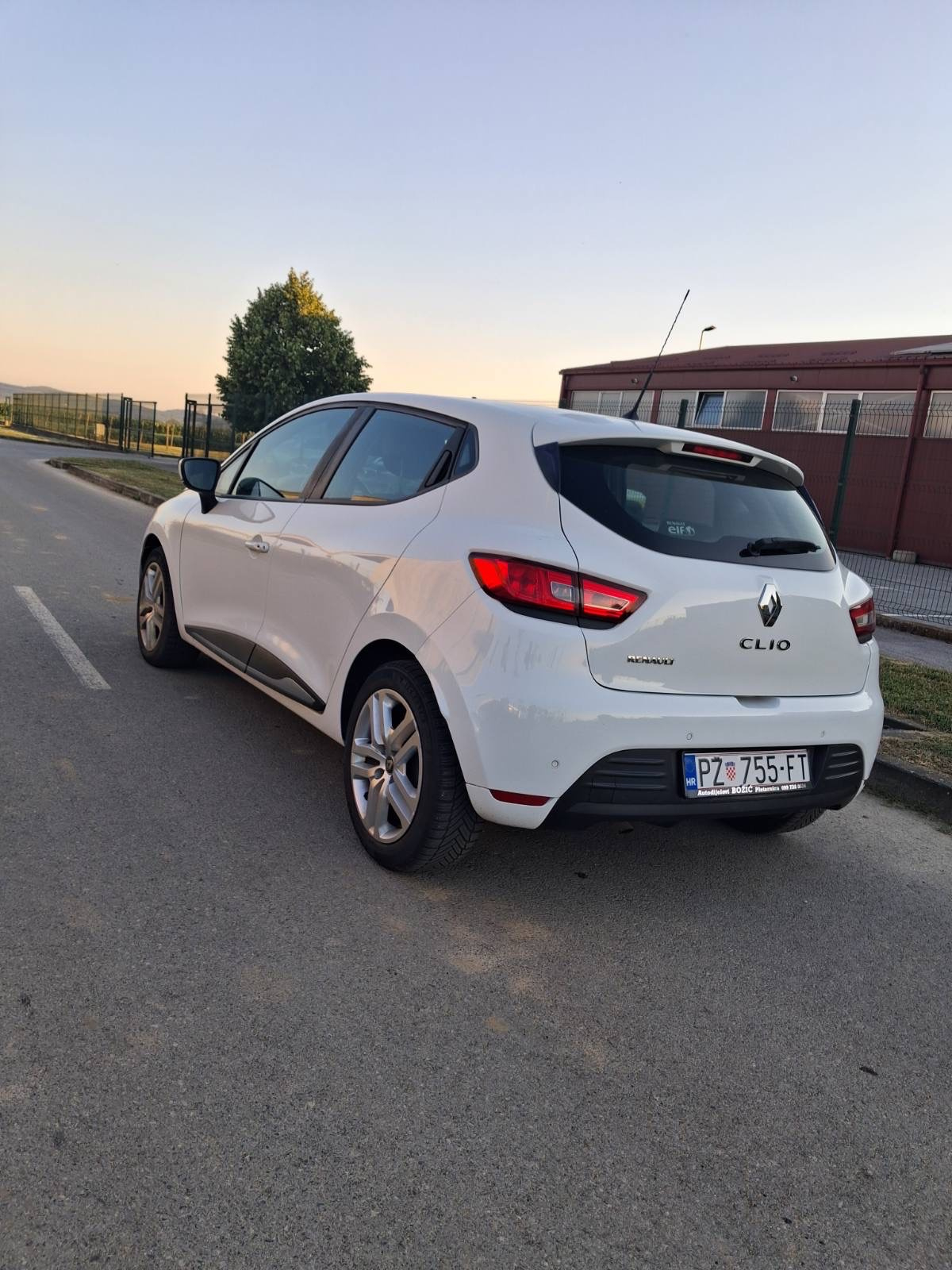 Renault Clio dCi VELIKI SERVIS NAPRAVLJEN !, fotografija 3