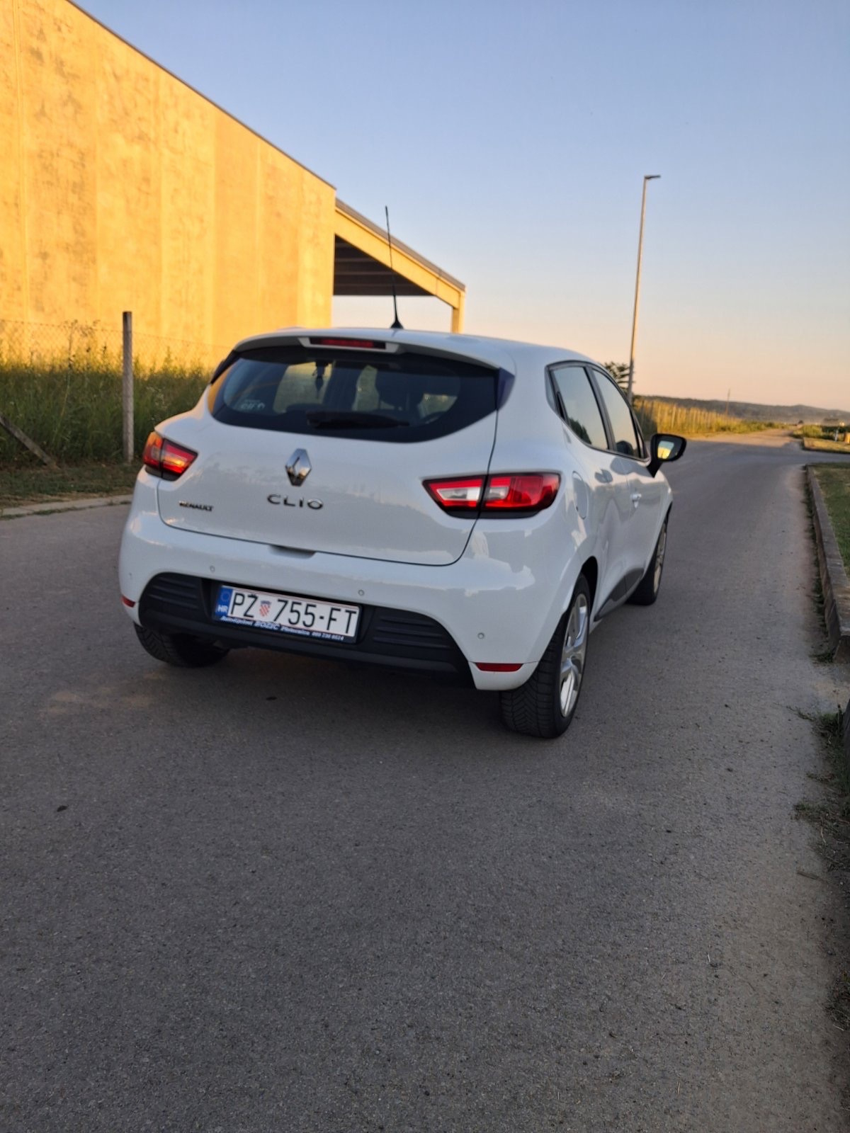 Renault Clio dCi VELIKI SERVIS NAPRAVLJEN !, fotografija 4