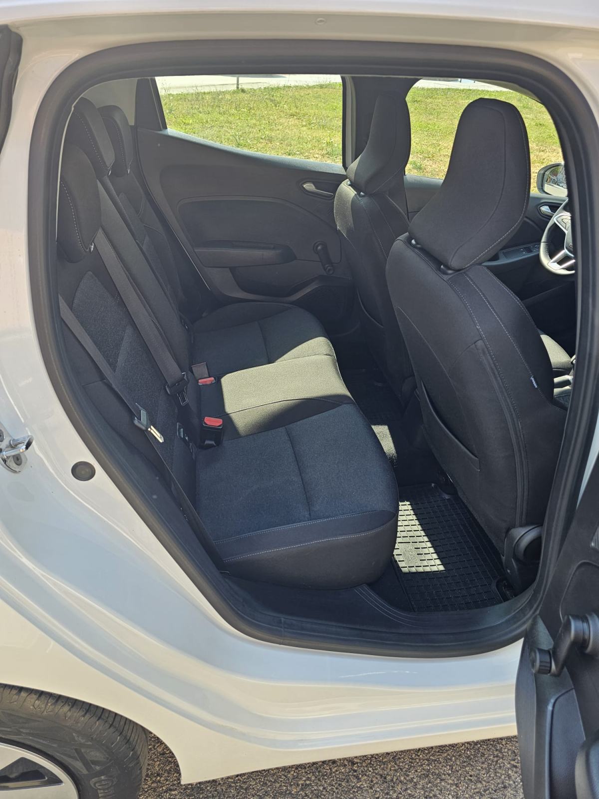Renault Clio dCi, fotografija 12