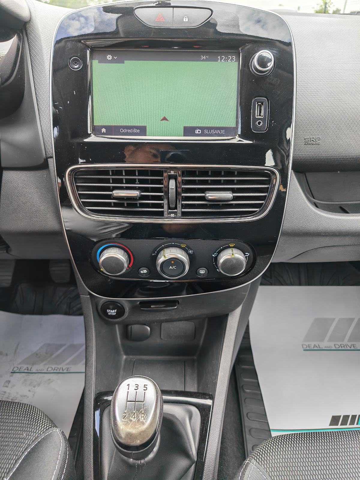 Renault Clio 1.5 dCi *reg.11/2026*, fotografija 15