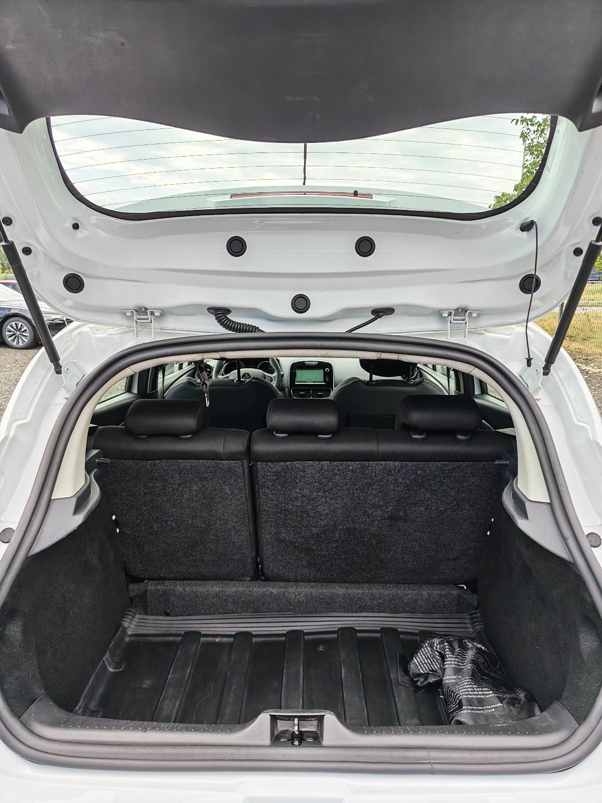 Renault Clio 1.5 dCi *reg.11/2026*, fotografija 19