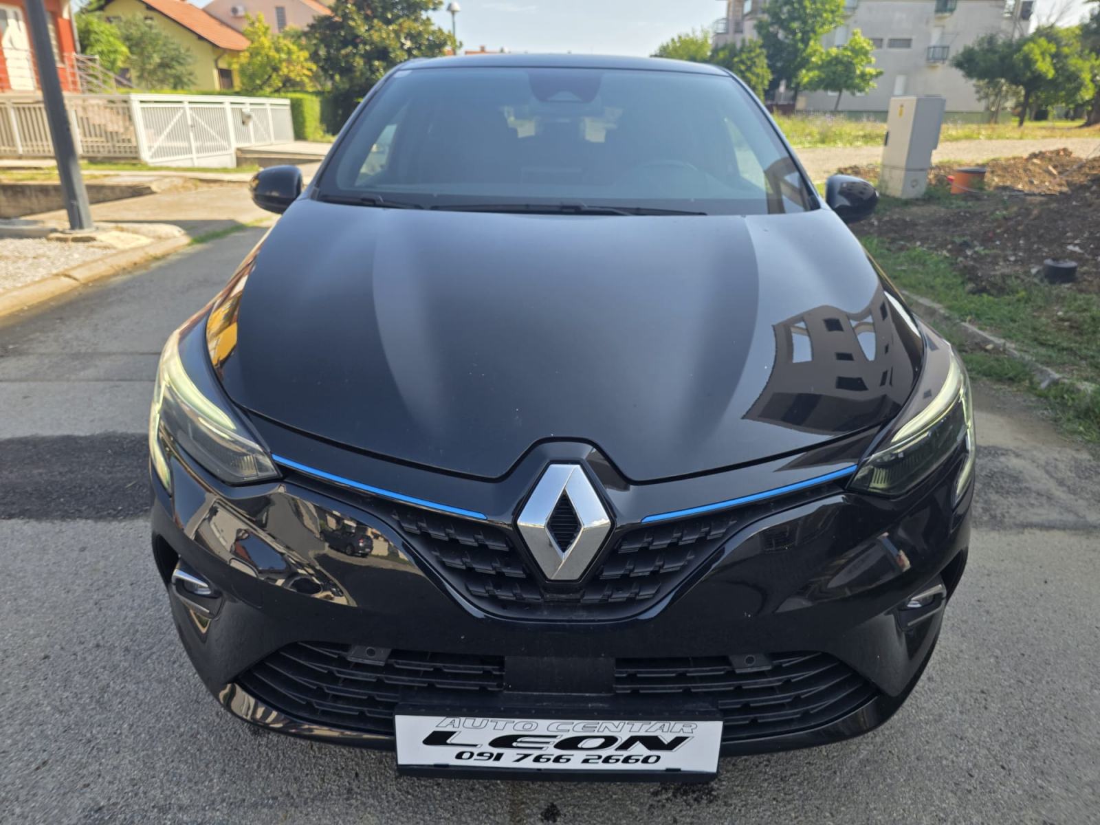 Renault Clio E-Tech, 43000 KM, 2020G,, fotografija 2