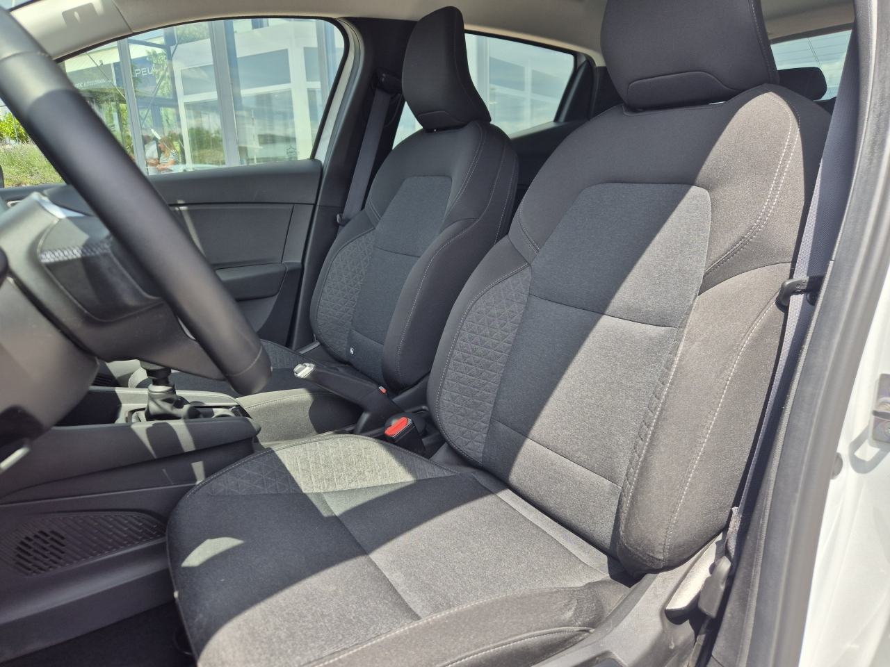 Renault Clio V Equilibre Blue dCi 100, fotografija 9