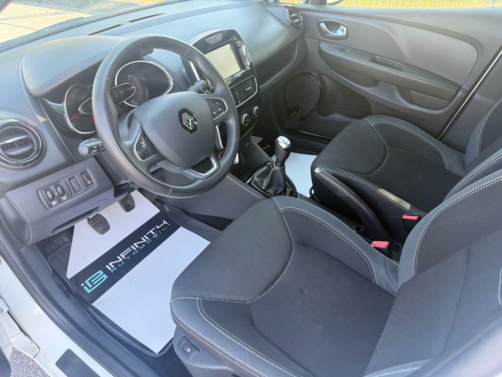 Renault Clio Grandtour 0.9TCe LEASING BEZ UČEŠĆA, MULTIMED, KLIMA, 1VL, fotografija 12
