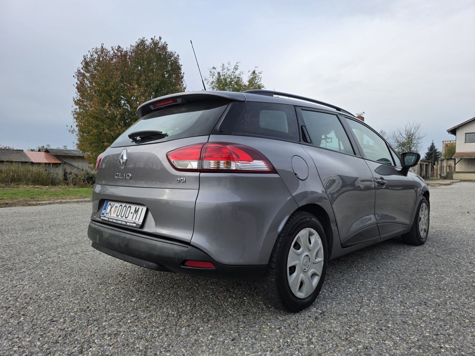 Renault Clio GrandTour 1.5 dCi 75 (plaćanje do 36 rata), fotografija 2