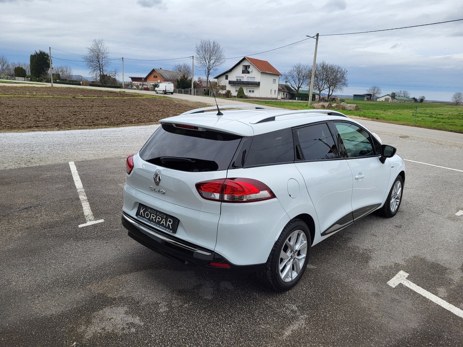 Renault Clio GRANDTOUR 1.5 dCi LIMITED,VELIKI SERVIS,MOG.BRZOG KREDITA, fotografija 7