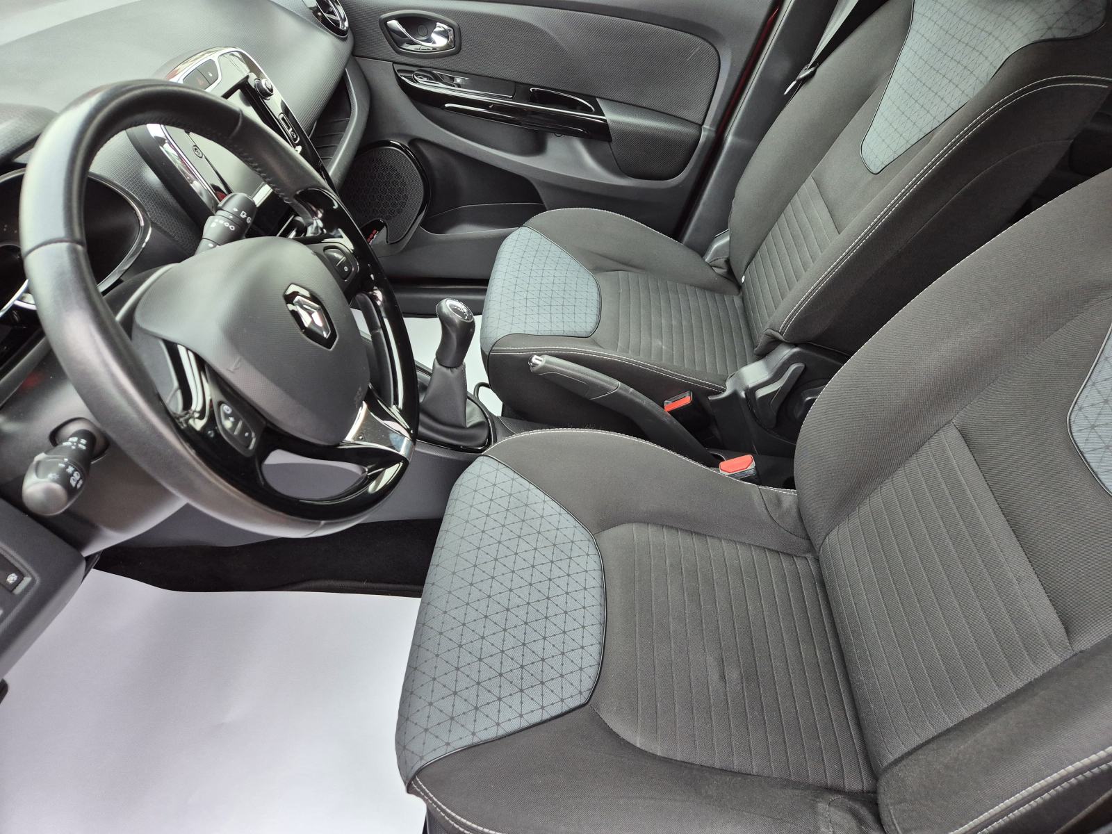 Renault Clio Grandtour TCE **LIMITED**DIG.KLIMA**NAVI**REG 1 GOD**, fotografija 18