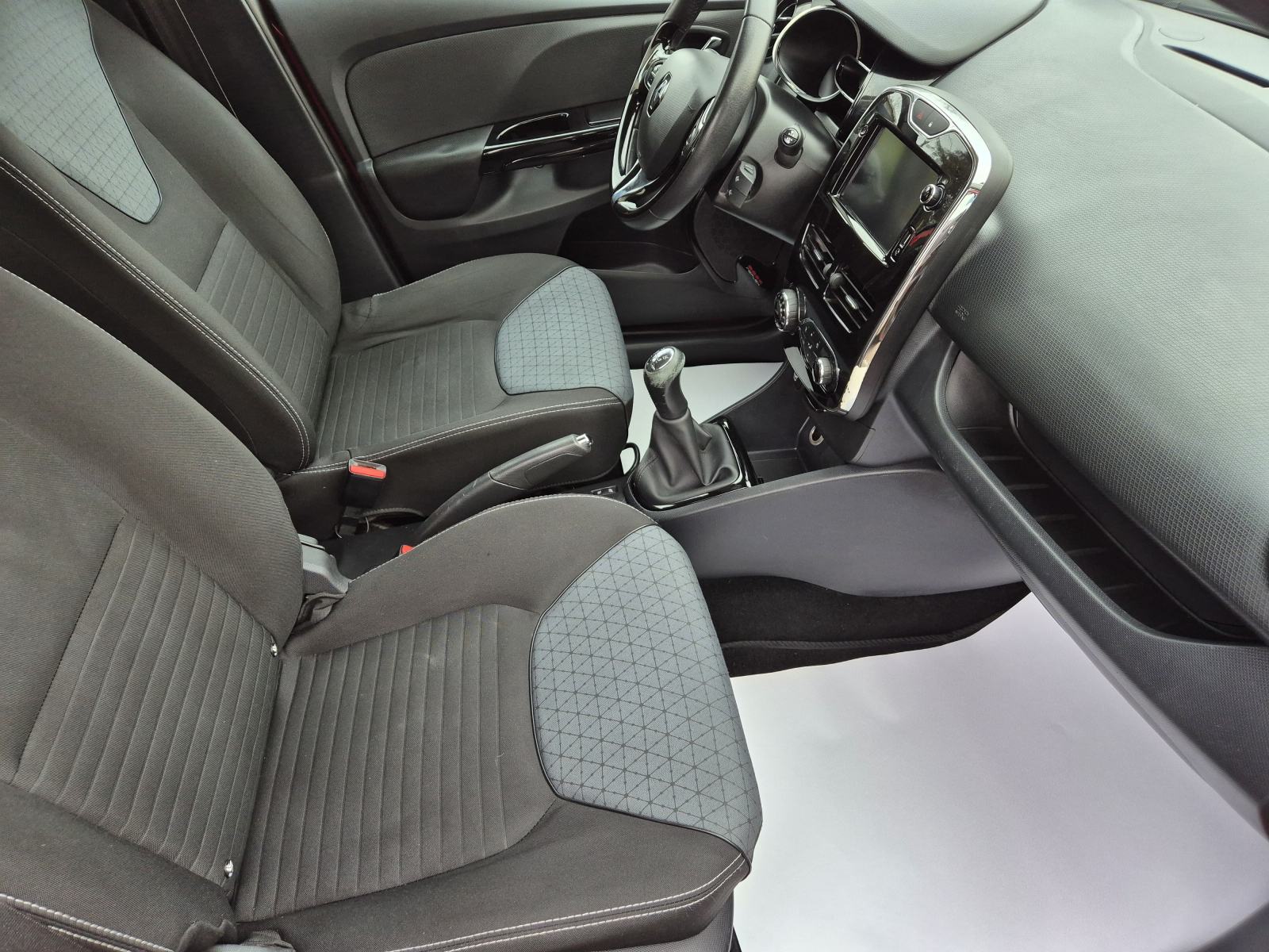Renault Clio Grandtour TCE **LIMITED**DIG.KLIMA**NAVI**REG 1 GOD**, fotografija 20