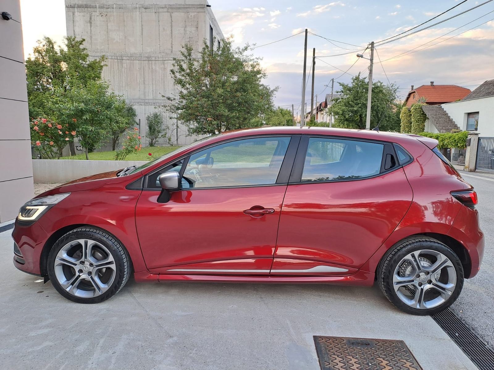Renault Clio GT-Line 1.5dci 110ks, 1vl., 3/2018g., reg. 5/27g. Serv., fotografija 7