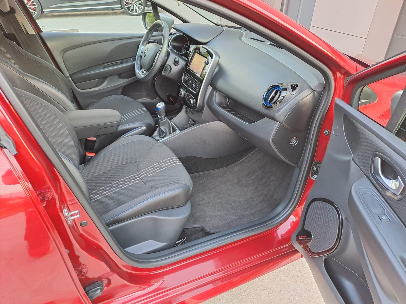 Renault Clio GT-Line 1.5dci 110ks, 1vl., 3/2018g., reg. 5/27g. Serv., fotografija 17