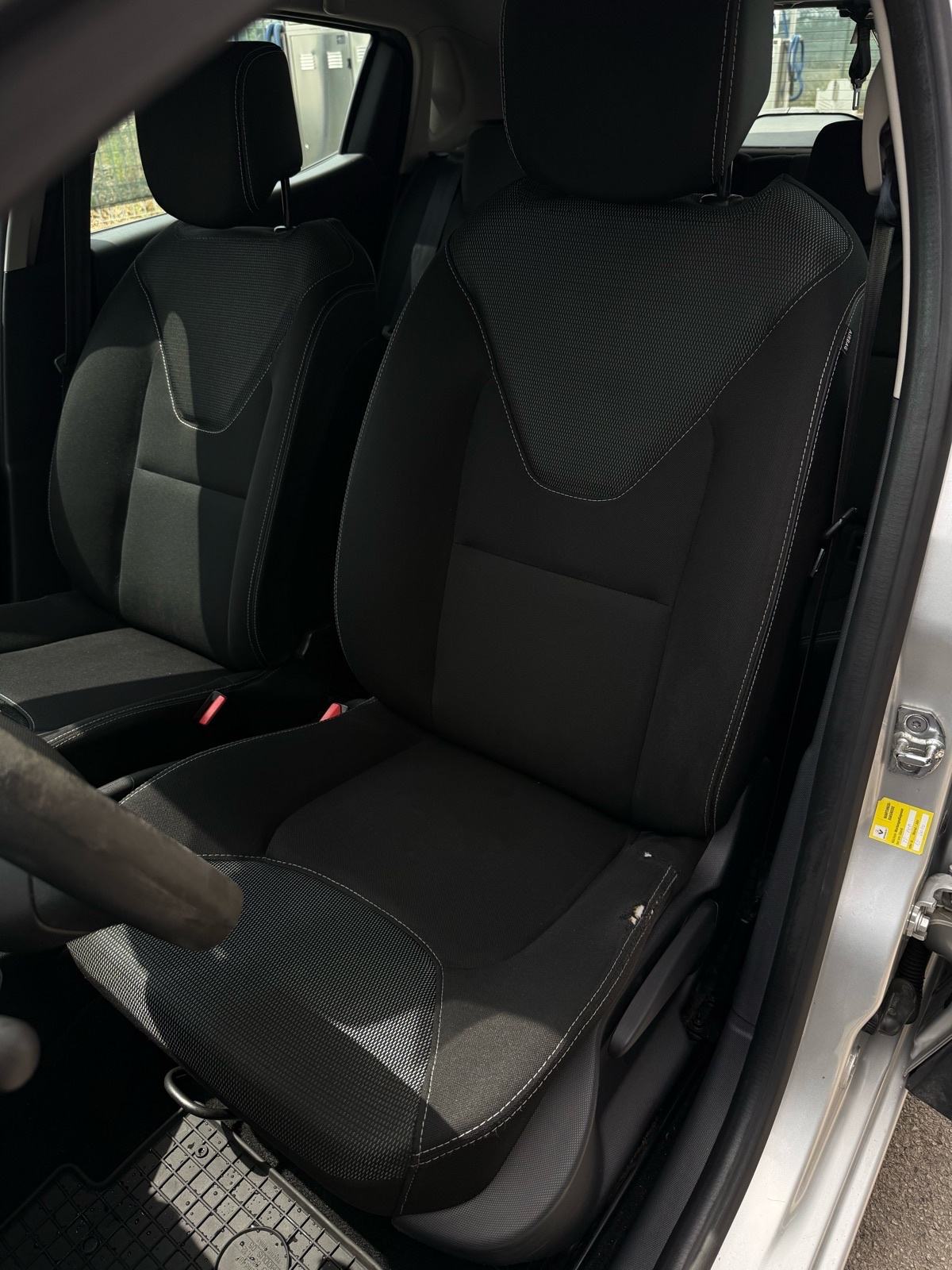 Renault Clio IV 1.5 dCi 90 *veliki servis*66kw*, fotografija 12