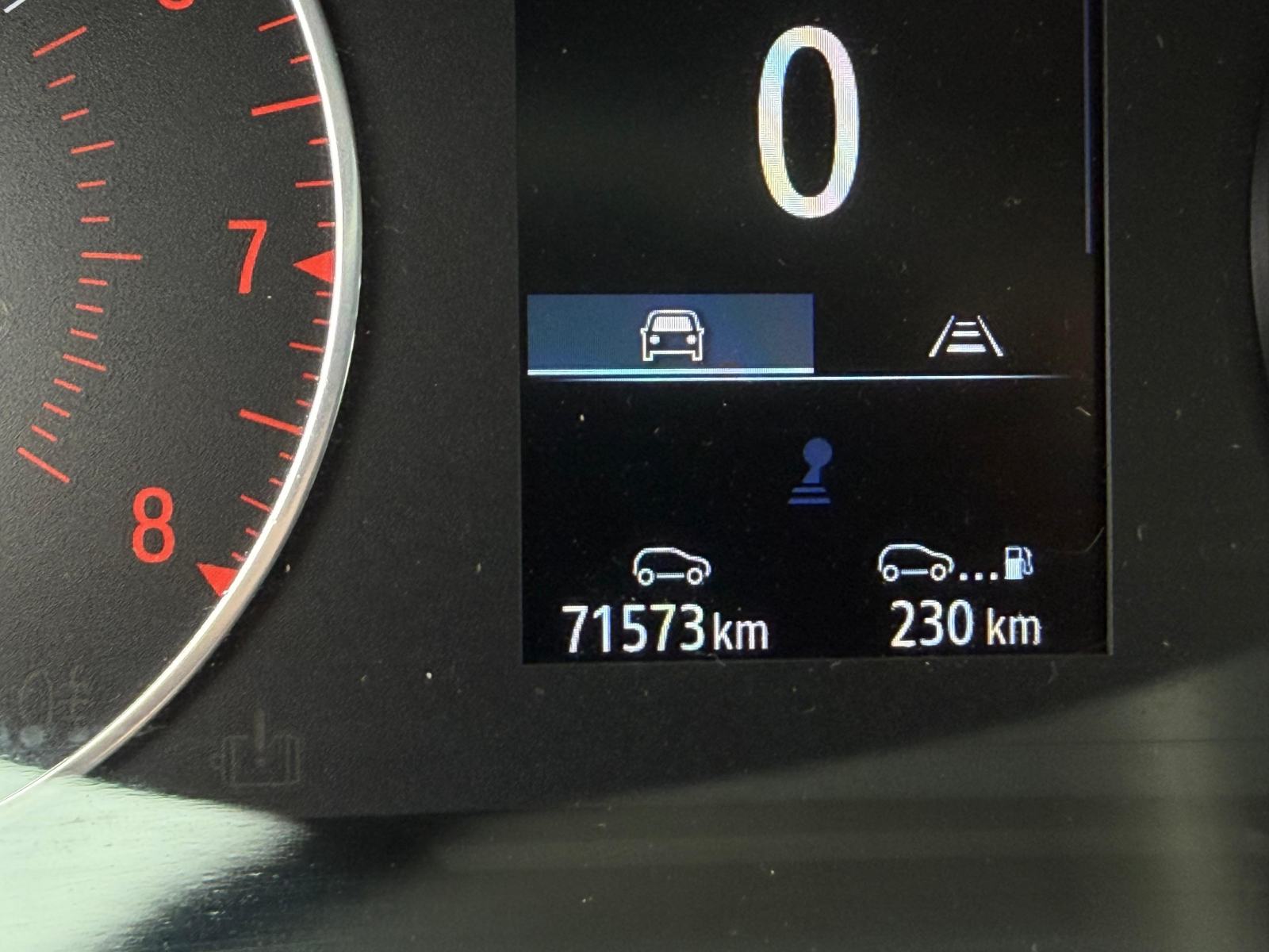 Renault Clio 2022 GOD. TKM HR VOZILO SERVISNA LIMITED OPREMA U PDV-u, fotografija 15