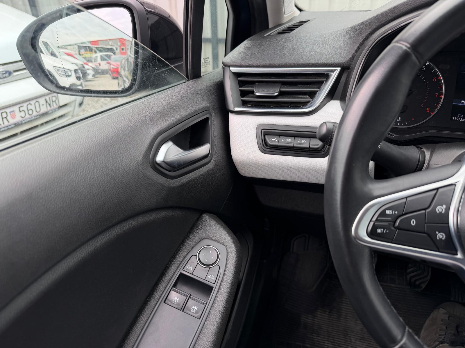 Renault Clio 2022 GOD. TKM HR VOZILO SERVISNA LIMITED OPREMA U PDV-u, fotografija 10