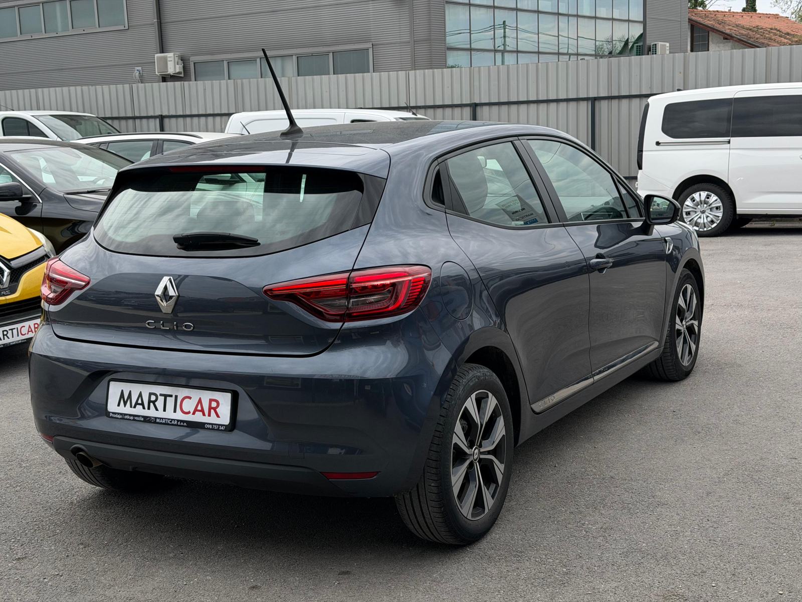 Renault Clio 2022 GOD. TKM HR VOZILO SERVISNA LIMITED OPREMA U PDV-u, fotografija 5