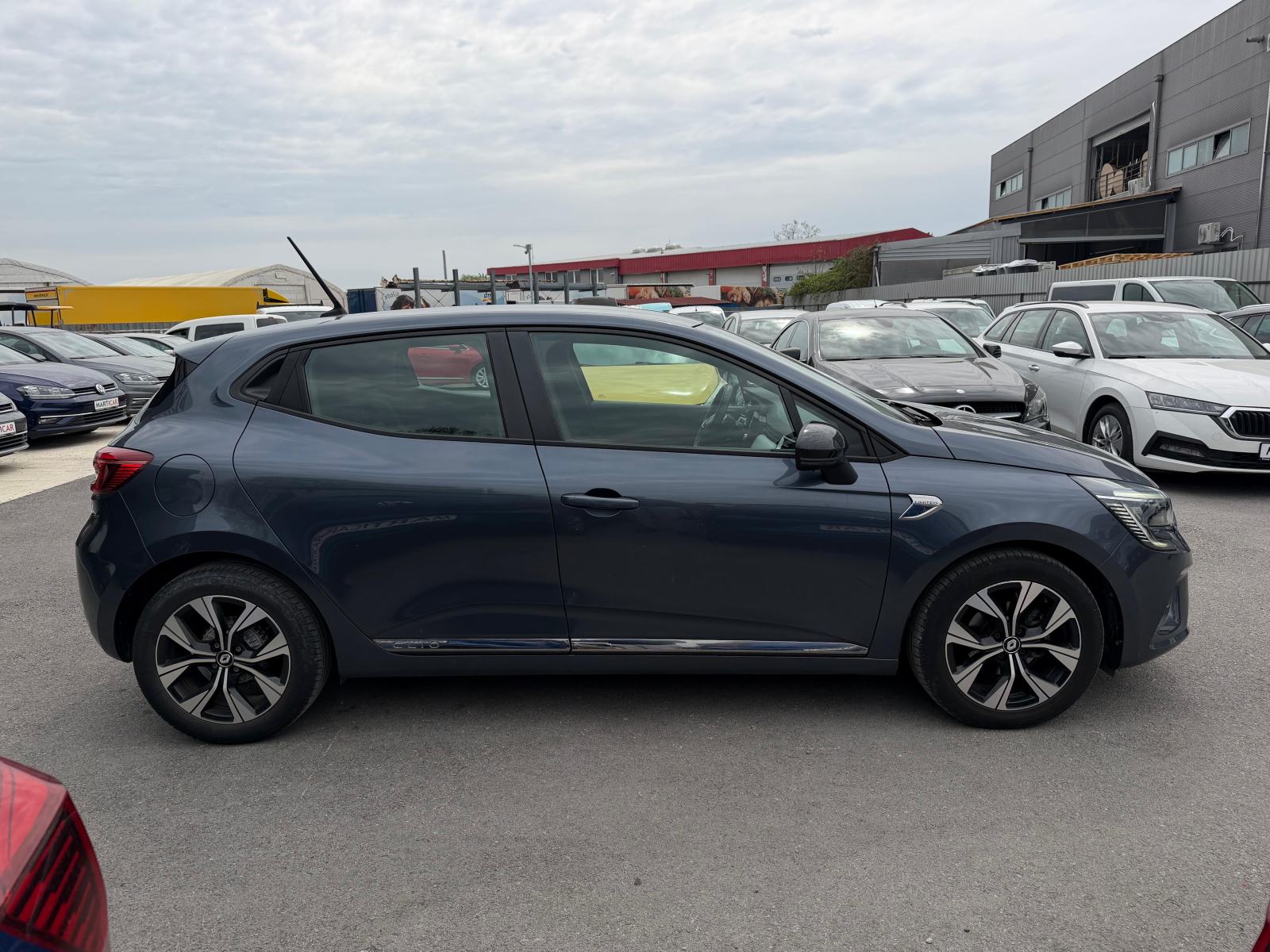 Renault Clio 2022 GOD. TKM HR VOZILO SERVISNA LIMITED OPREMA U PDV-u, fotografija 2