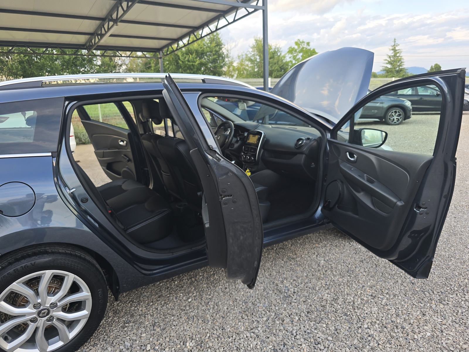 Renault Clio Sporter 1,5 dCi MOSCHINO LIMITED 1. Vlasnik servisna TOP!, fotografija 15
