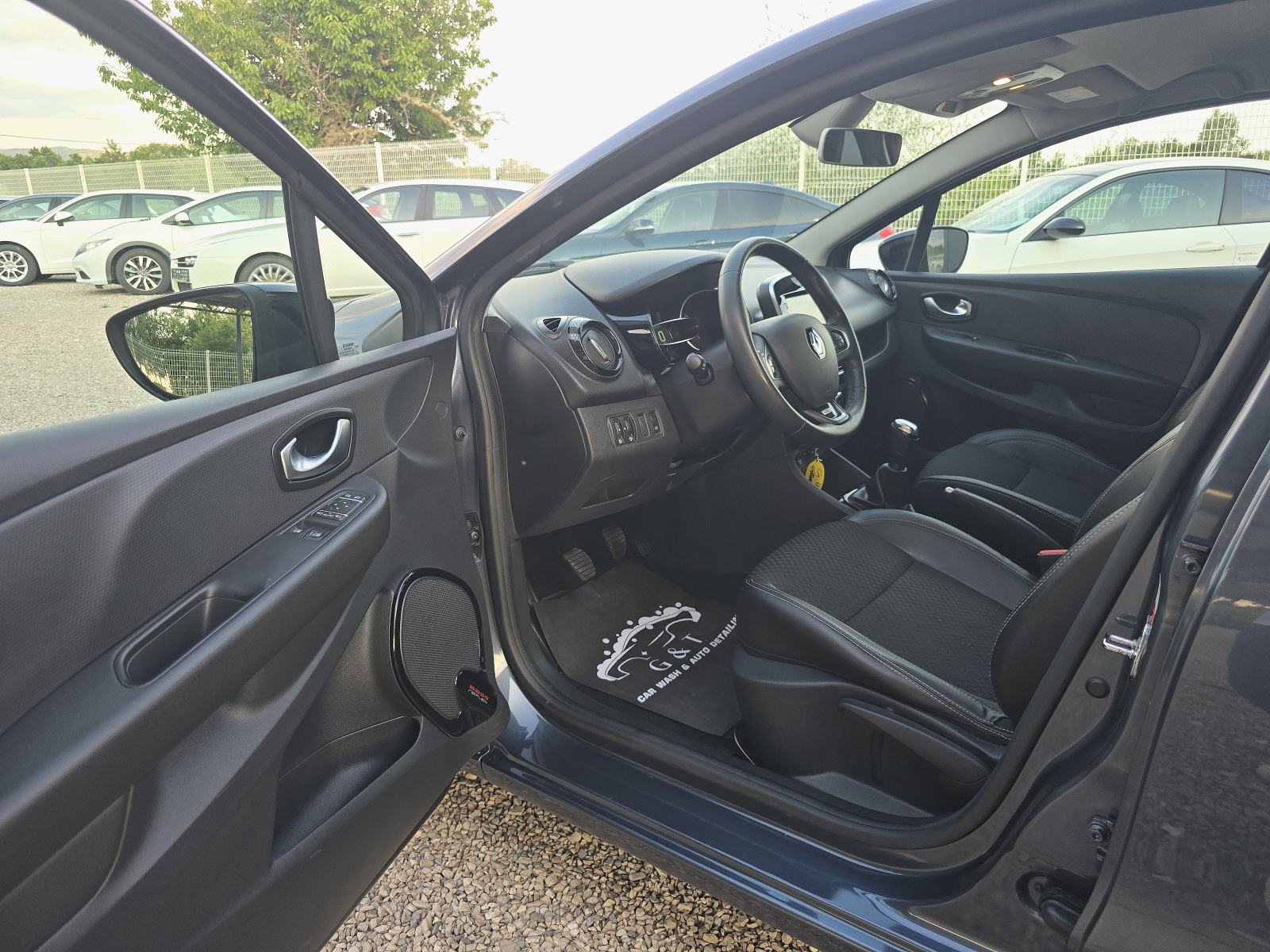 Renault Clio Sporter 1,5 dCi MOSCHINO LIMITED 1. Vlasnik servisna TOP!, fotografija 16