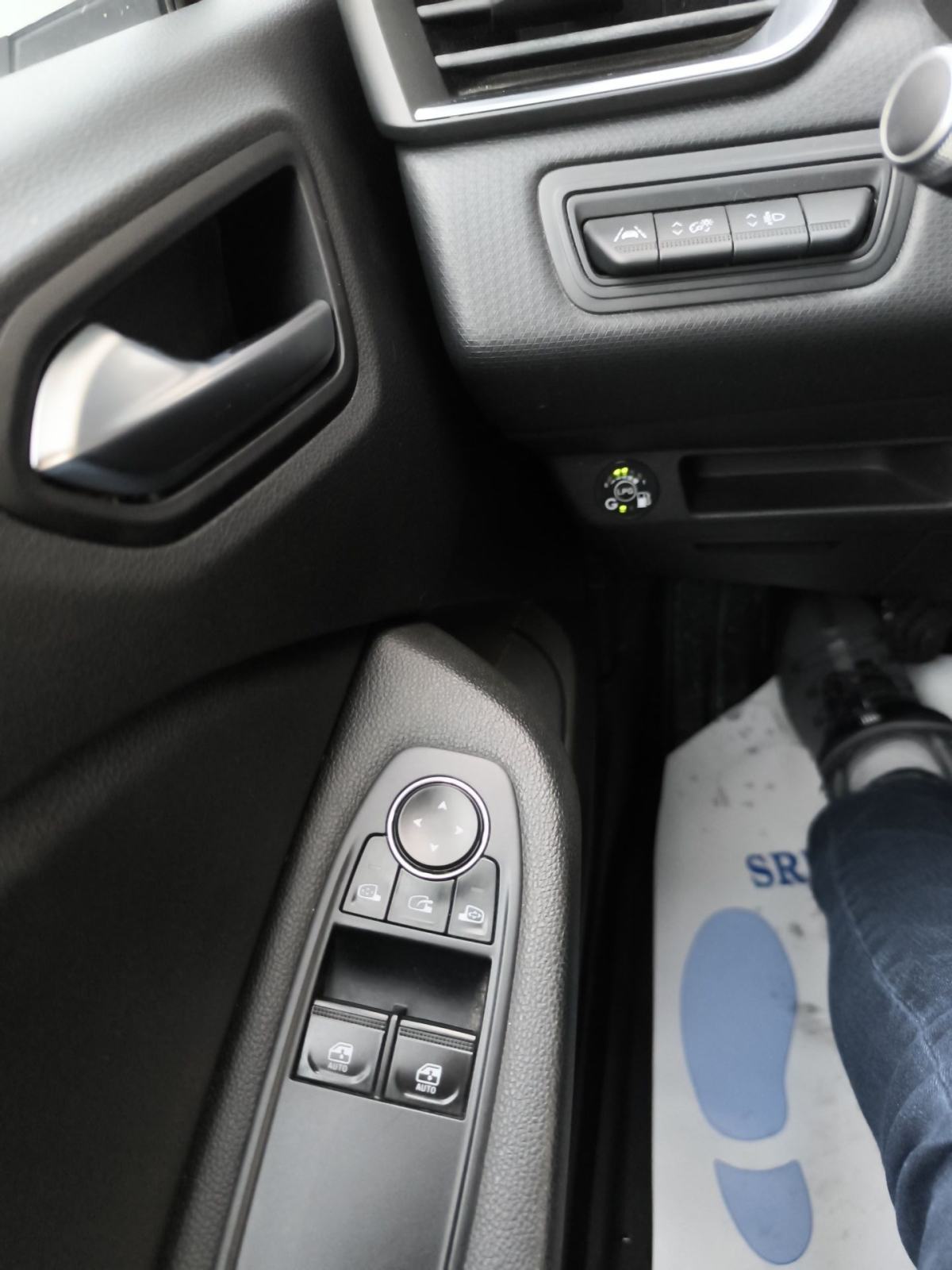 Renault Clio TCe 100 LPG ZEN - 2.LAST.- LED- samo 107TKM, fotografija 14