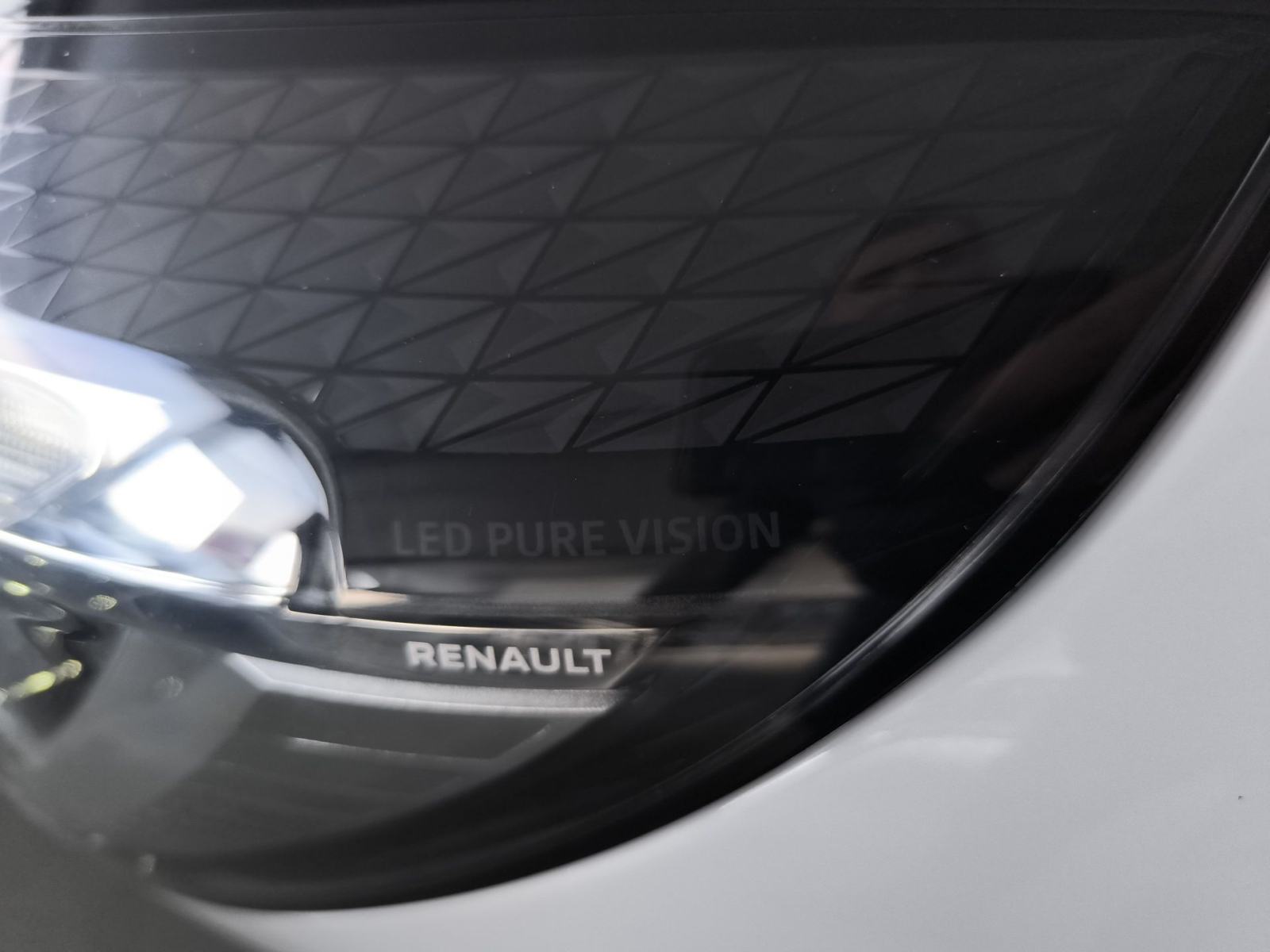 Renault Clio TCe 100 LPG ZEN - 2.LAST.- LED- samo 107TKM, fotografija 17