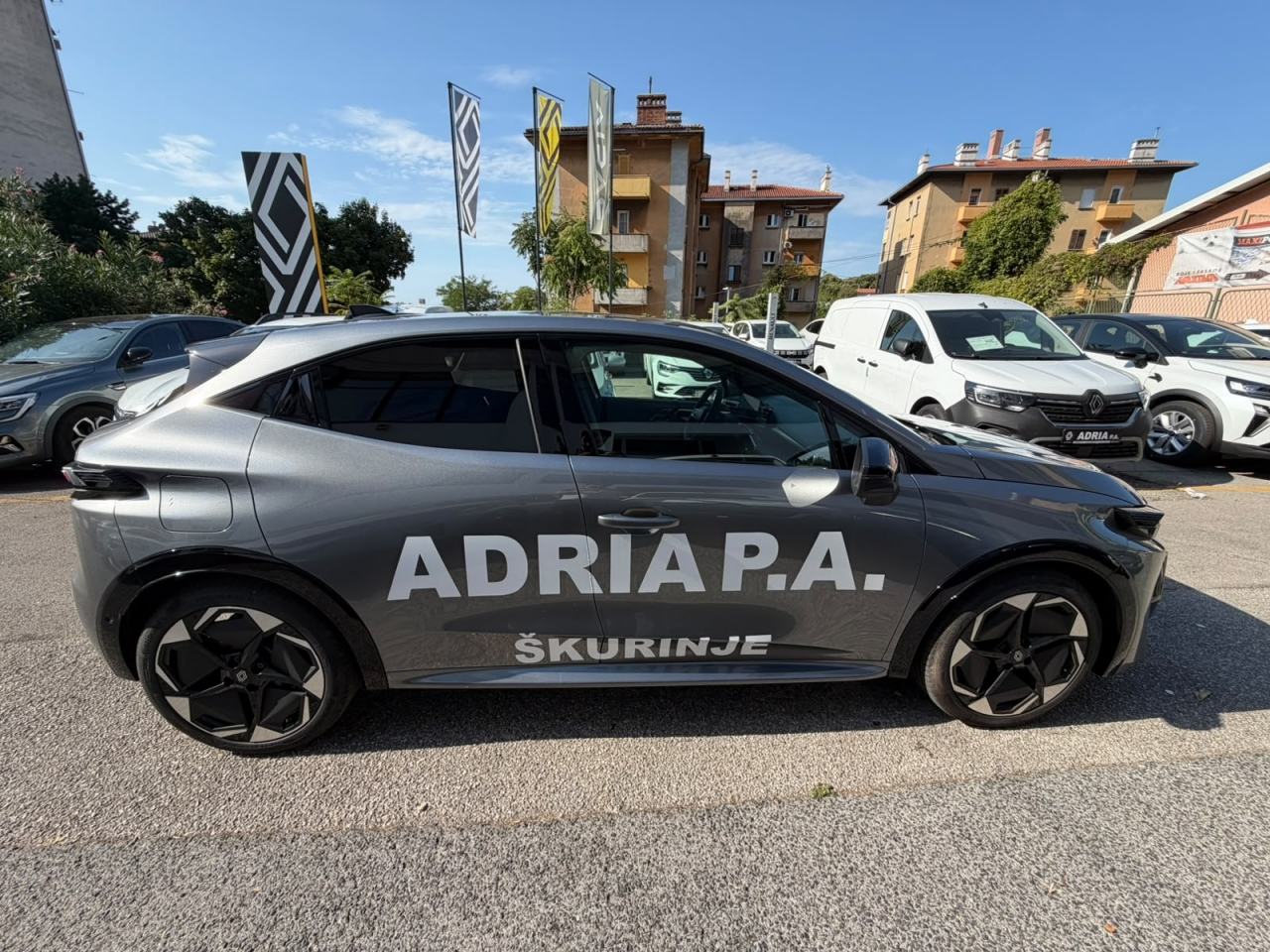Renault Clio TCe 115 Techno, fotografija 3