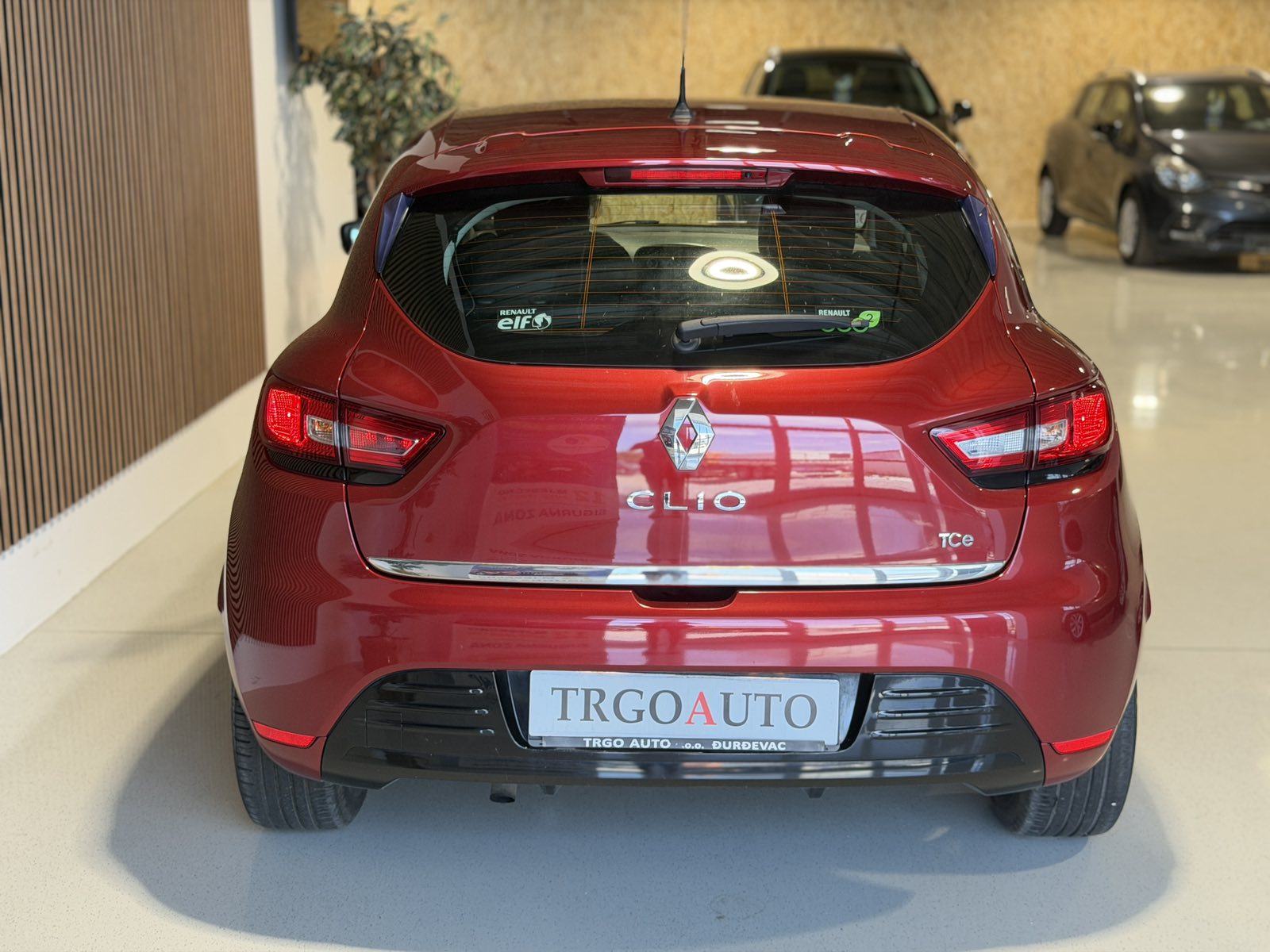 Renault Clio TCe 90 *100 TKM - MOD:2017 - VEL.SERVIS - 12 MJ JAMSTVO*, fotografija 6