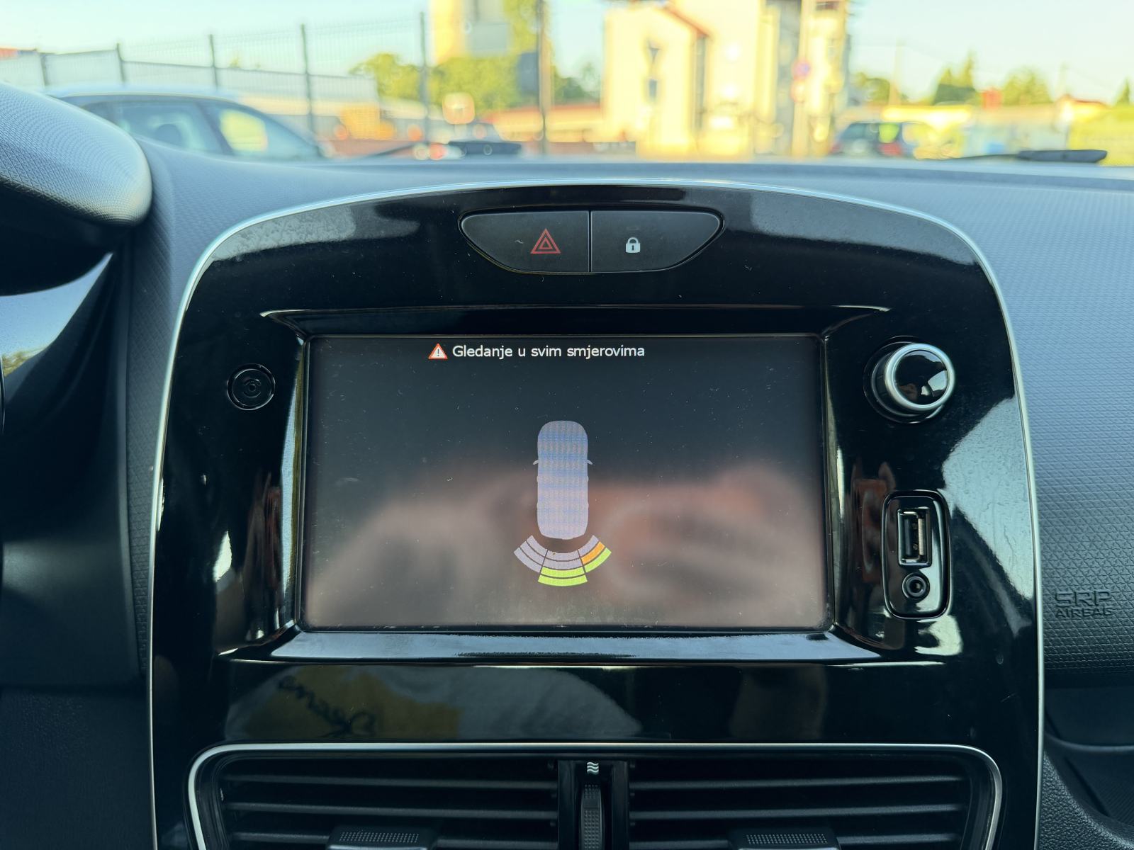 Renault Clio TCe 90 INTENS -VELIKI+MALI SERVIS-LED-PDC-NAVI-2019.GOD., fotografija 17