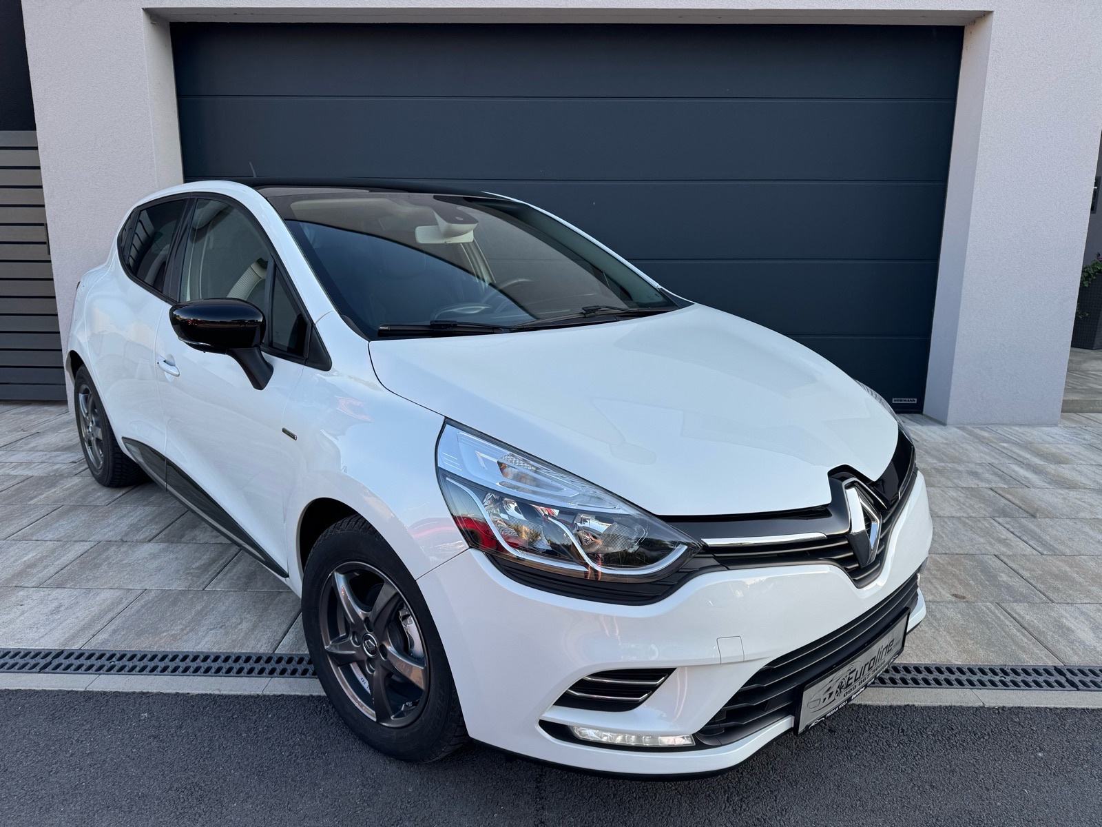 Renault Clio TCe 90 - LIMITED, PANORAMA, GRIJANJE SJEDALA, RATA 117e, fotografija 12