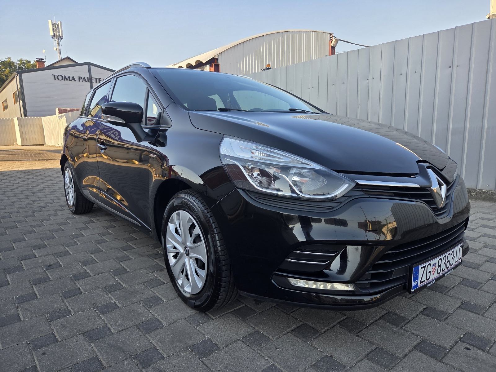 Renault Clio TCe 90 LIMITED ▪︎ REG.06/2027. KLIMA, SERVISNA, fotografija 4