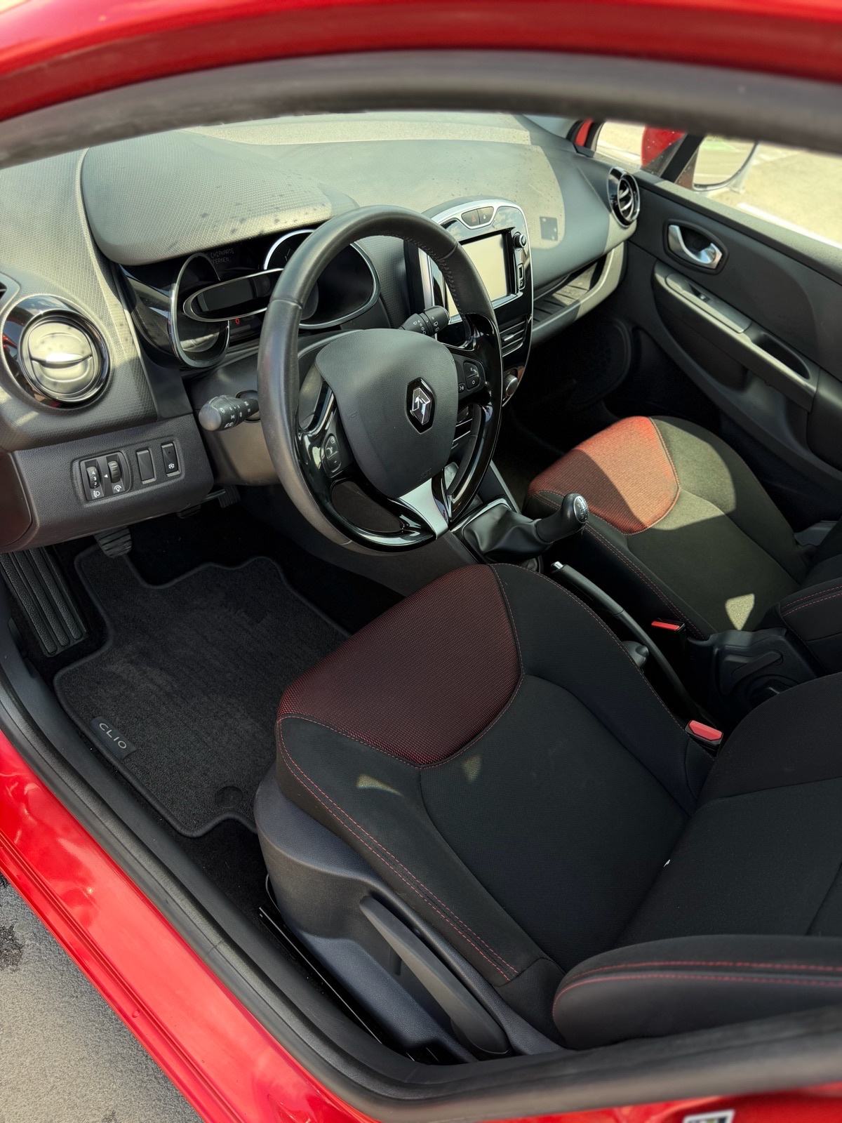 Renault Clio TCe 90,Navi,Tempomat,Klima,Bluetooth, fotografija 6