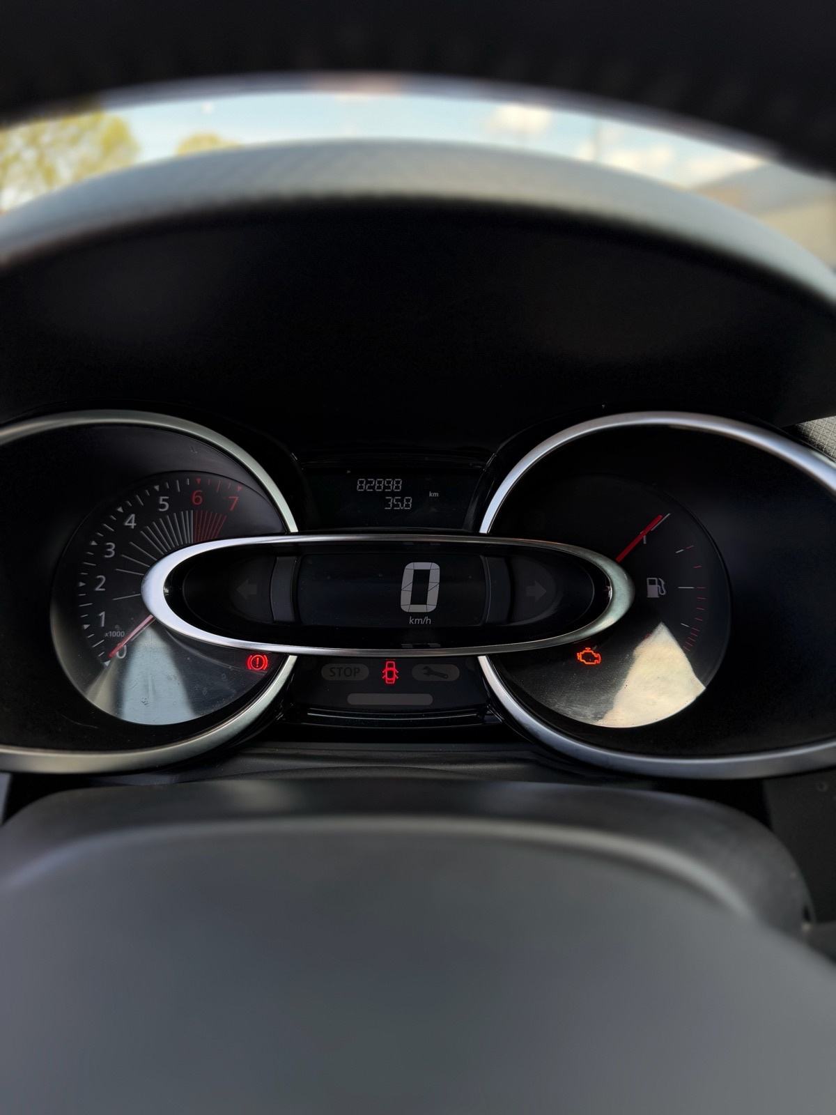 Renault Clio TCe 90,Navi,Tempomat,Klima,Bluetooth, fotografija 8