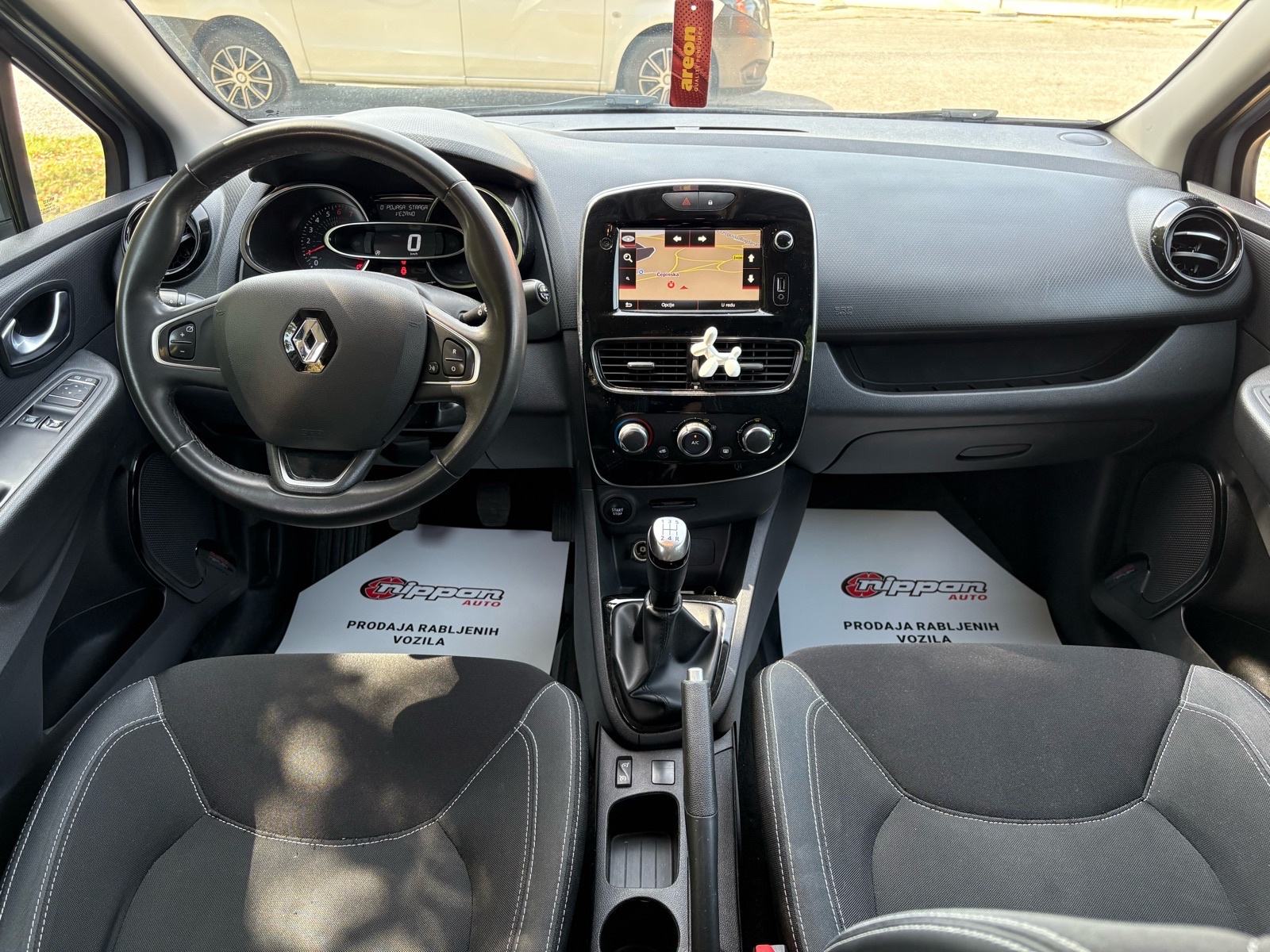 Renault Clio 0,9 TCe NAVI - KLIMA - LEASING RATA 180€, fotografija 11