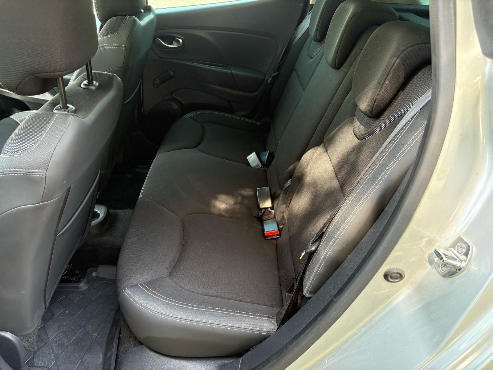 Renault Clio 0,9 TCe NAVI - KLIMA - LEASING RATA 180€, fotografija 16