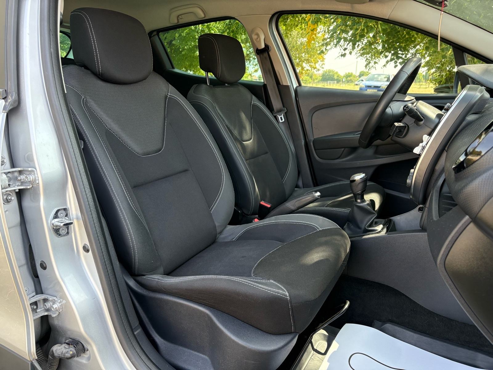 Renault Clio 0,9 TCe NAVI - KLIMA - LEASING RATA 180€, fotografija 19