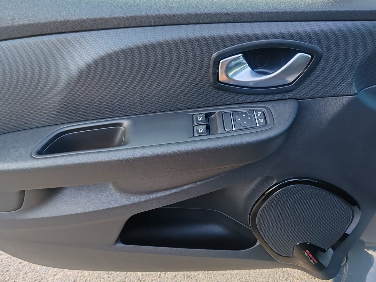 Renault Clio TCe 90, 2018g, 168000 km kartice do 36 rata, fotografija 12