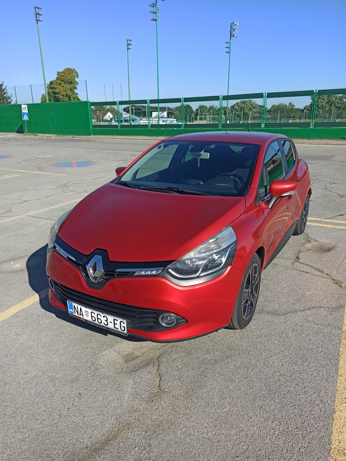 Renault Clio TCe 90, fotografija 5