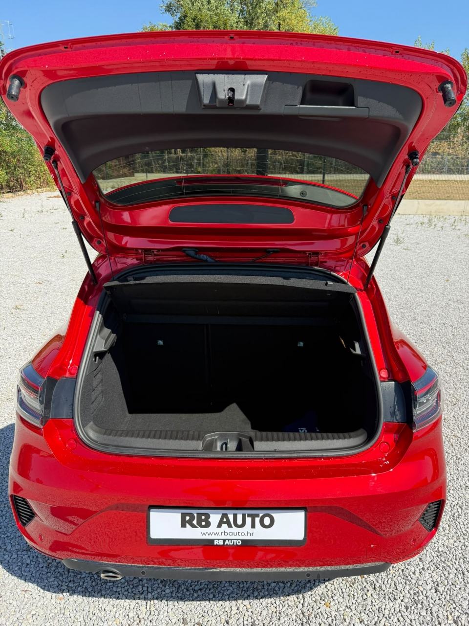 Renault Clio TCe 90 Techno, fotografija 3