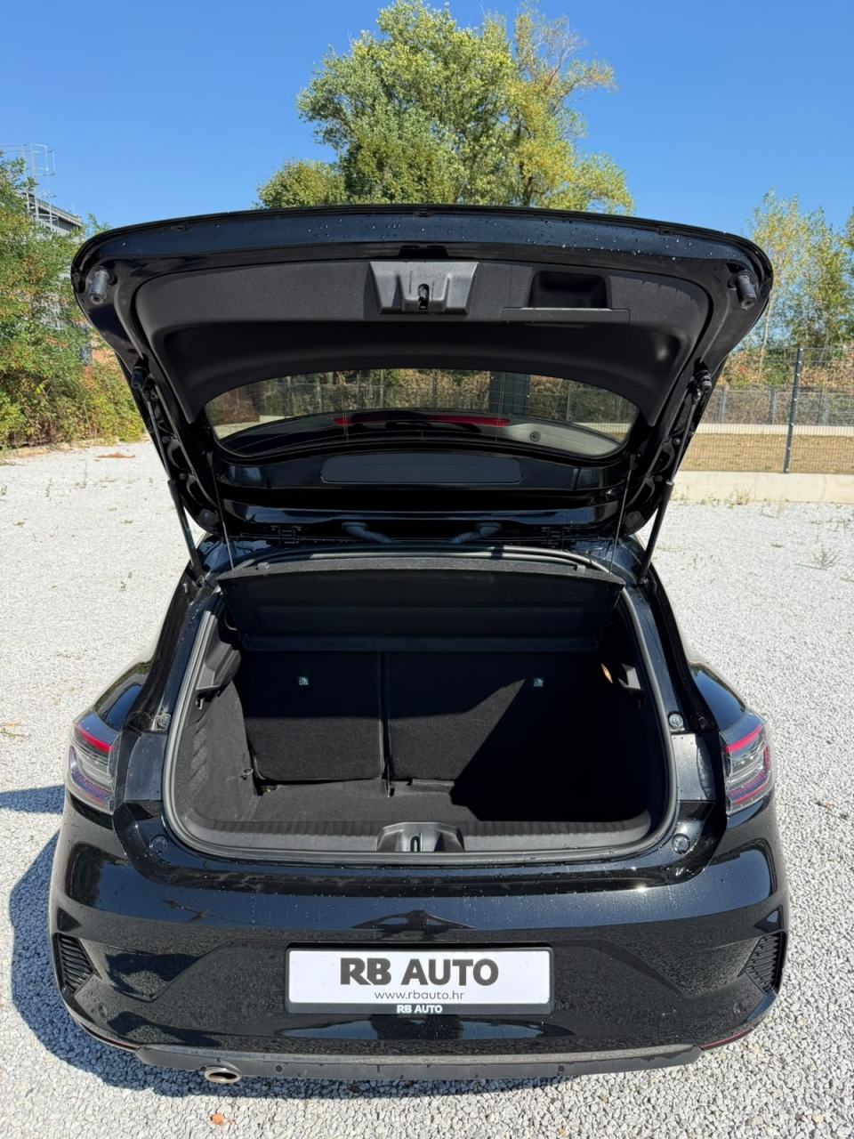 Renault Clio TCe 90 Techno, fotografija 9