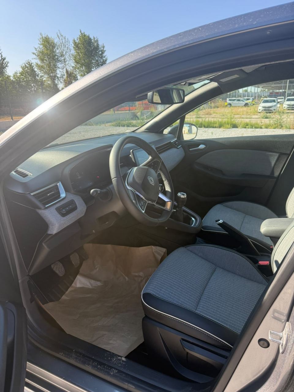 Renault Clio TCe 90 Techno, fotografija 5