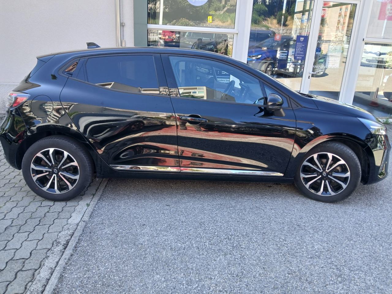 Renault Clio TCe 90 Techno, fotografija 4