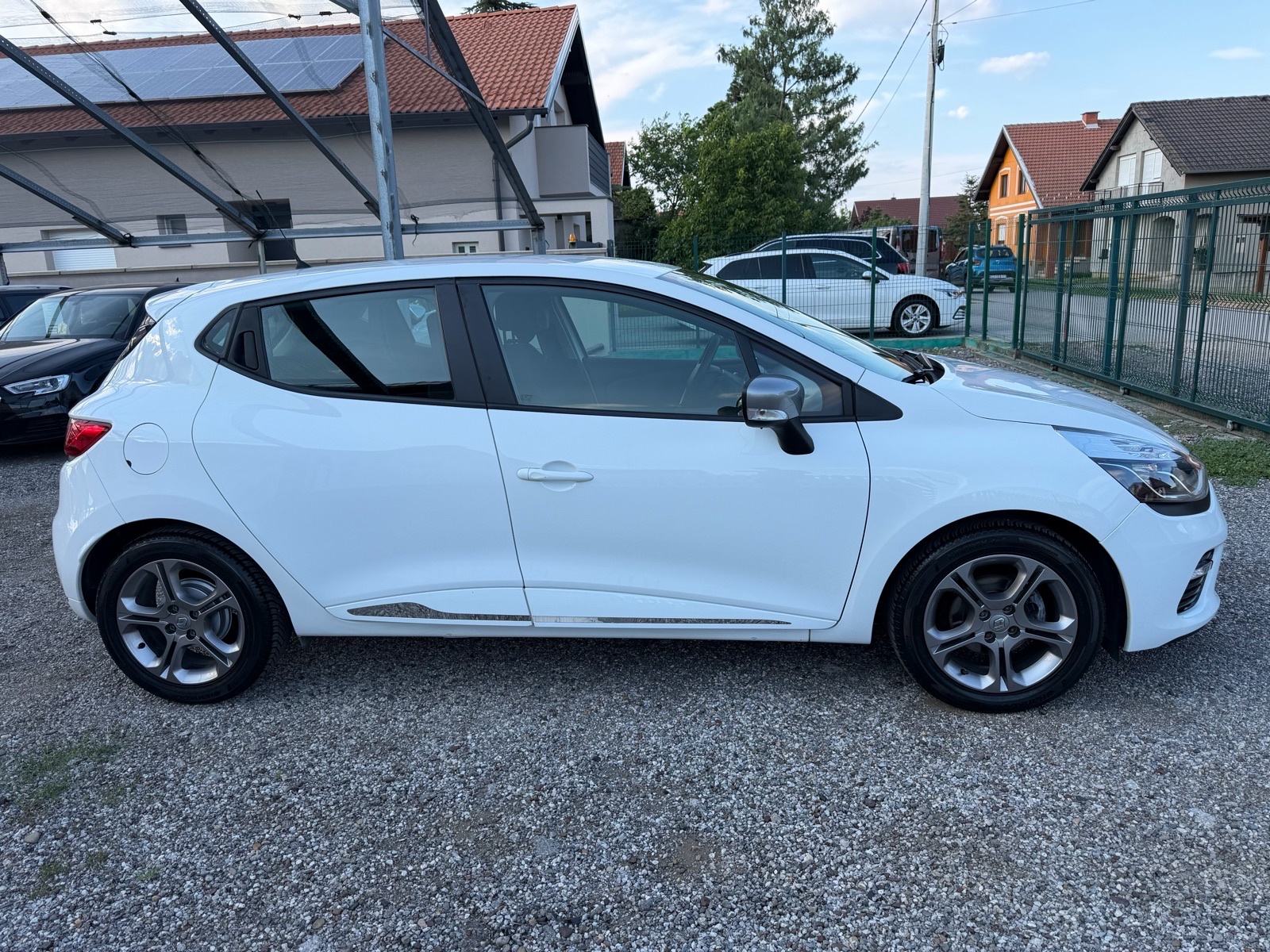 Renault Clio TCe 90,40.000km,GT-line,Klima,Reg.10mj.2026, fotografija 4