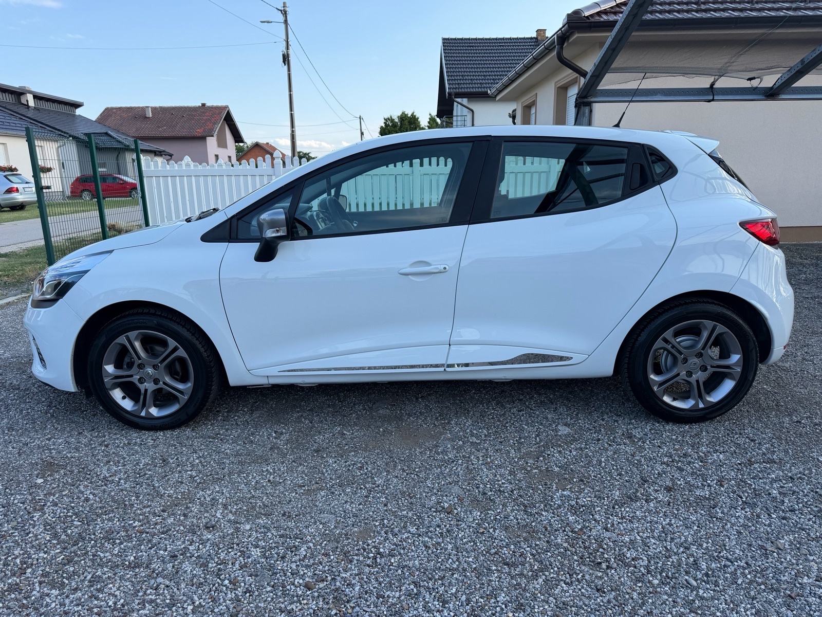 Renault Clio TCe 90,40.000km,GT-line,Klima,Reg.10mj.2026, fotografija 8