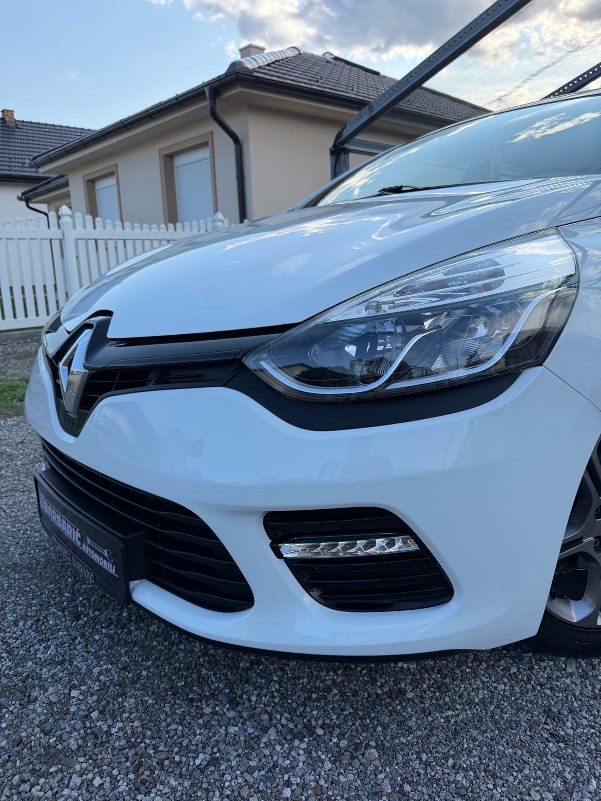 Renault Clio TCe 90,40.000km,GT-line,Klima,Reg.10mj.2026, fotografija 20